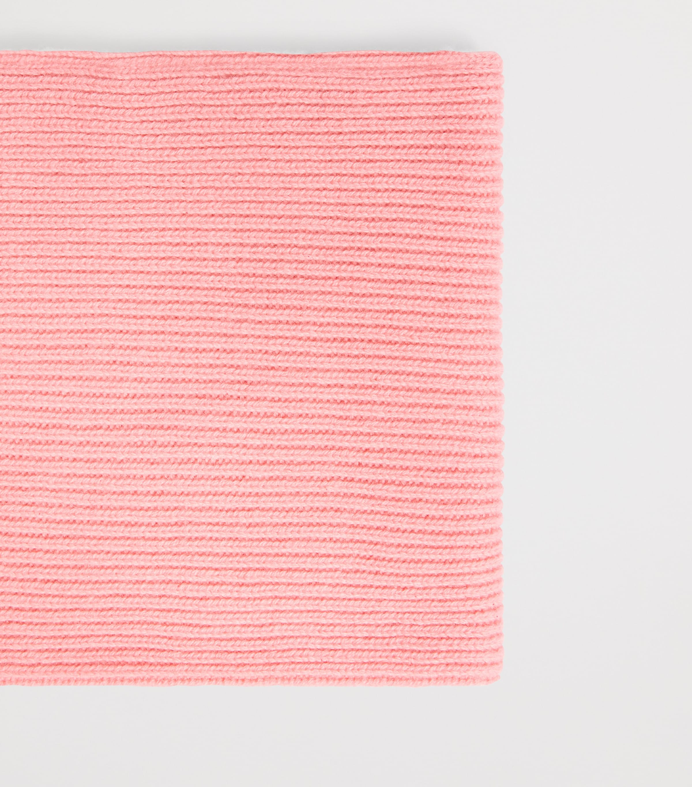 Cashmere Ribbed Tatodine Snood ROSE BONBON Image 2