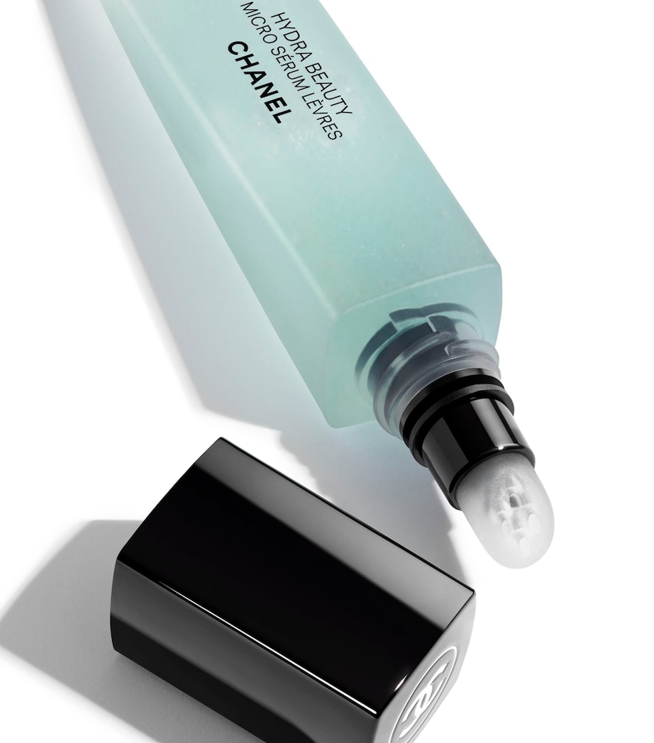 CHANEL HYDRA BEAUTY MICRO SÉRUM Intense Replenishing Hydration (11ml) NO COLOUR Image 2
