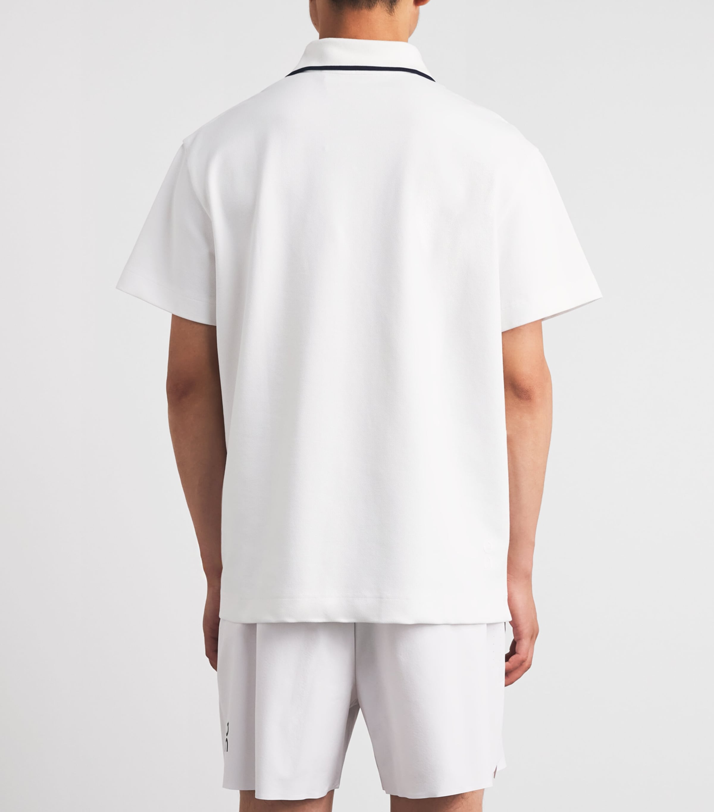 On Mens Courtside Polo Shirt All White Image 5