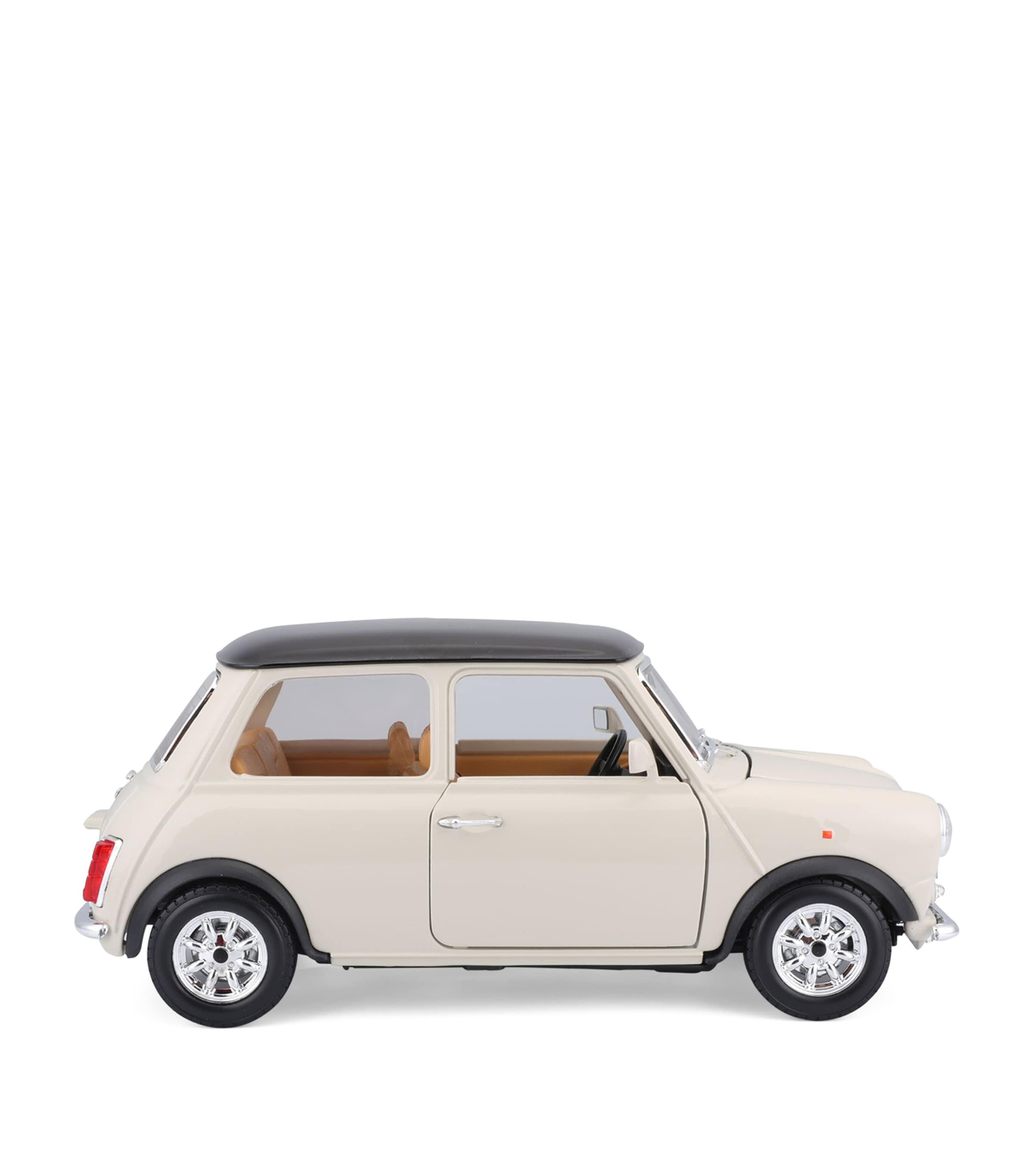 Bburago 1969 Mini Cooper 1:18 Model Image 7