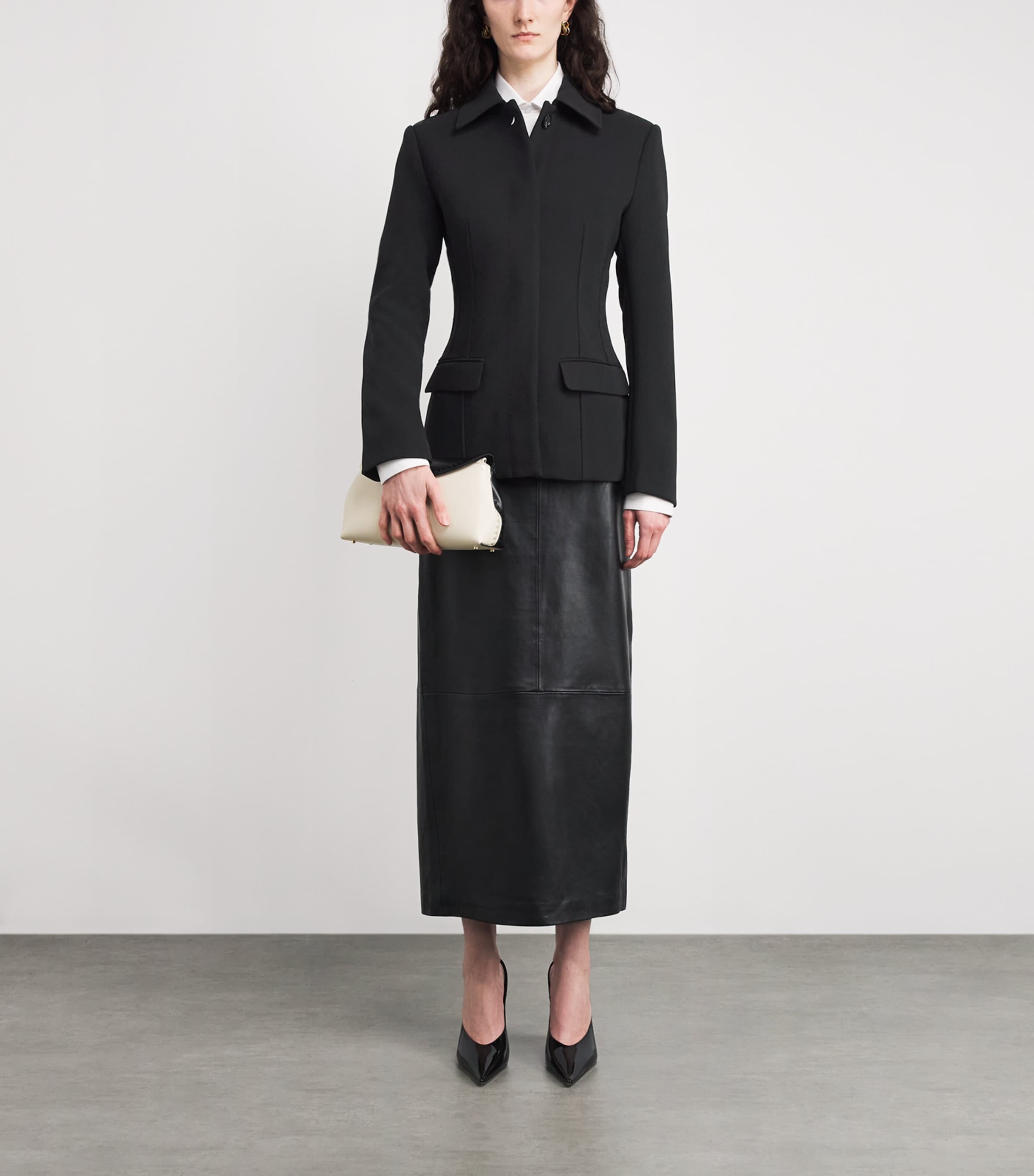 Cinched Collared Jacket 001 BLACK Image 2