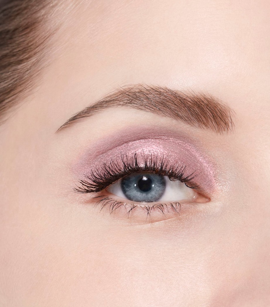 OMBRE ESSENTIELLE Multi-Use Longwearing Eyeshadow GRIS ROSE Image 8