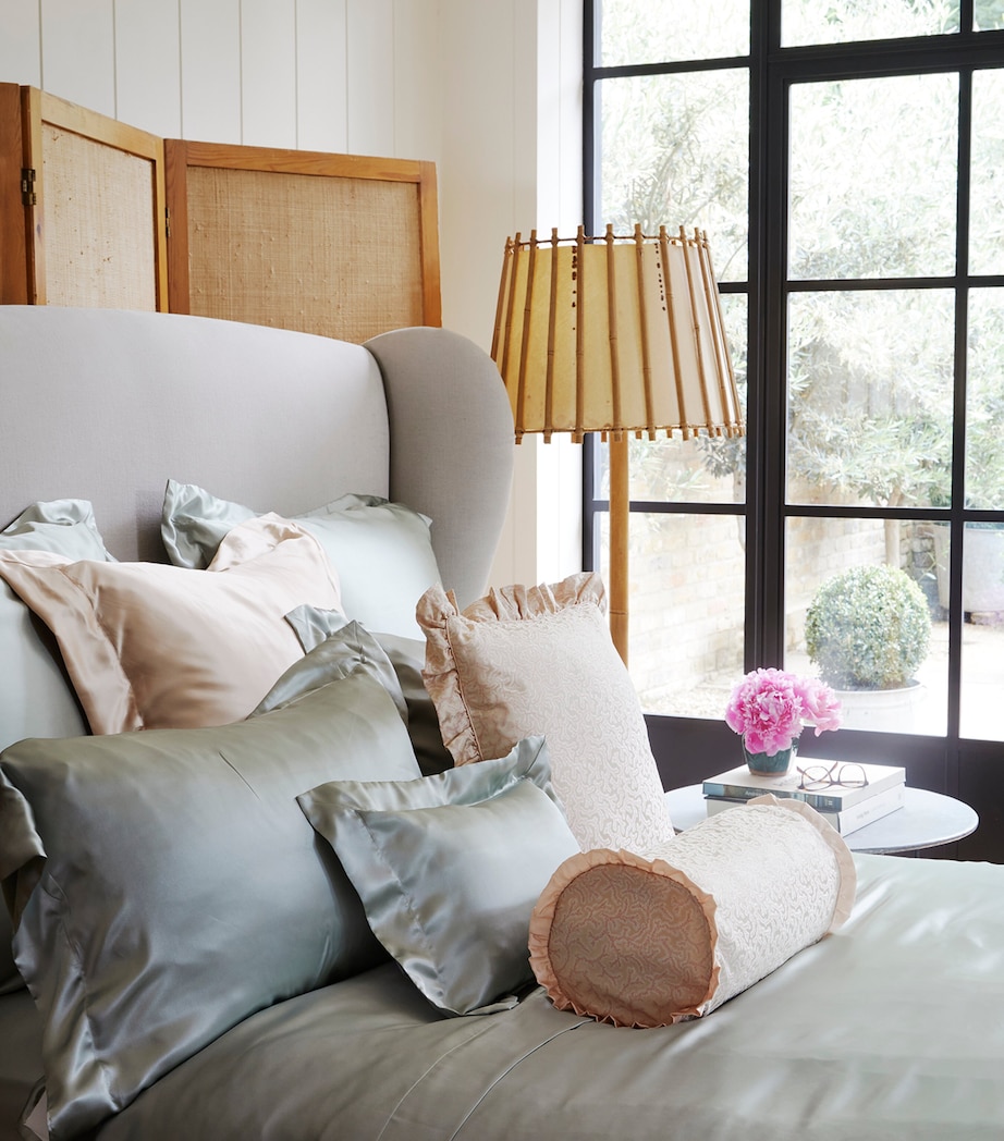 Silk King Oxford Pillowcase (50cm x 90cm) SAGE Image 2