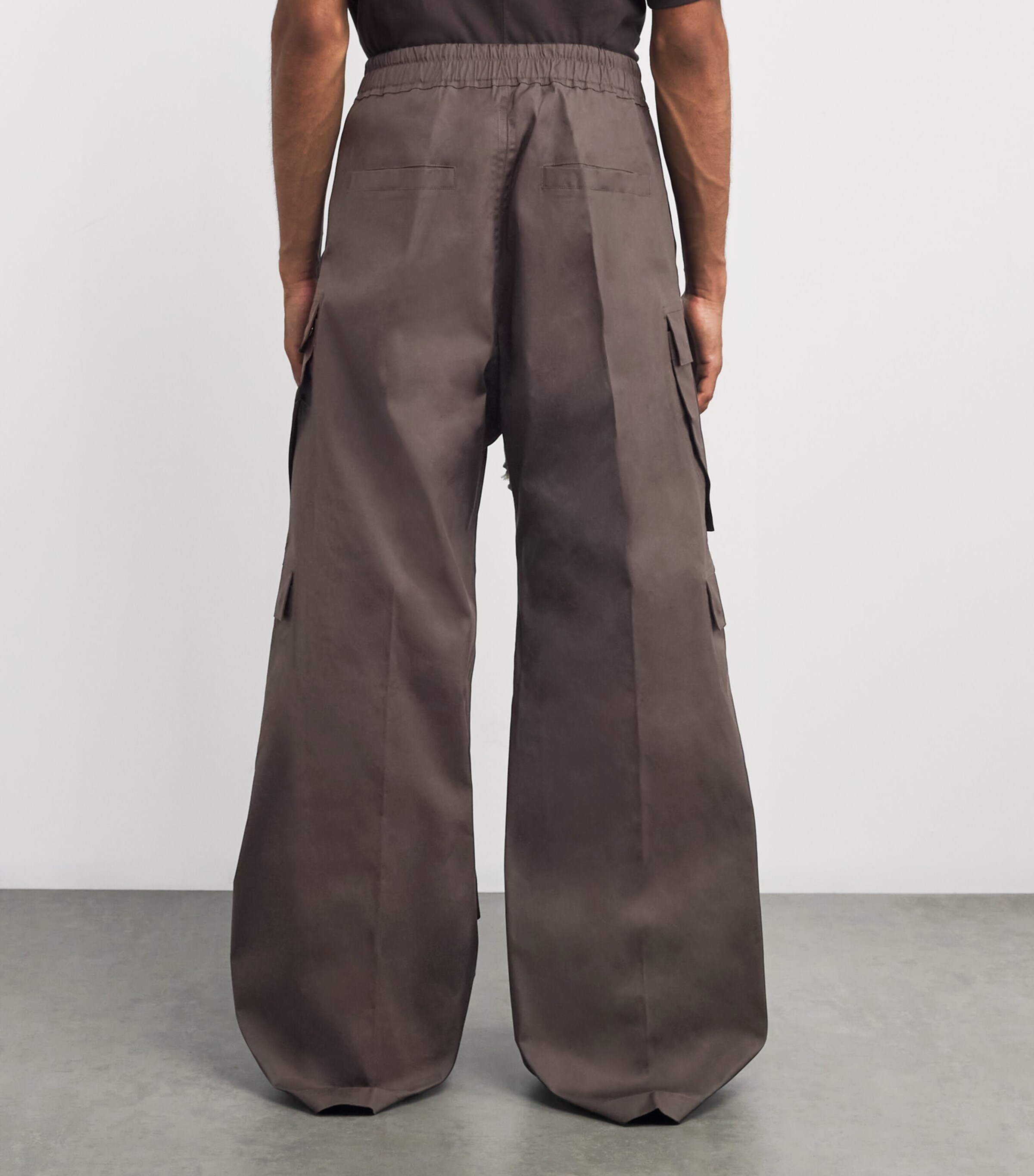 Rick Owens Mens Cargobelas Wide-Leg Toursers Darkdust Image 4