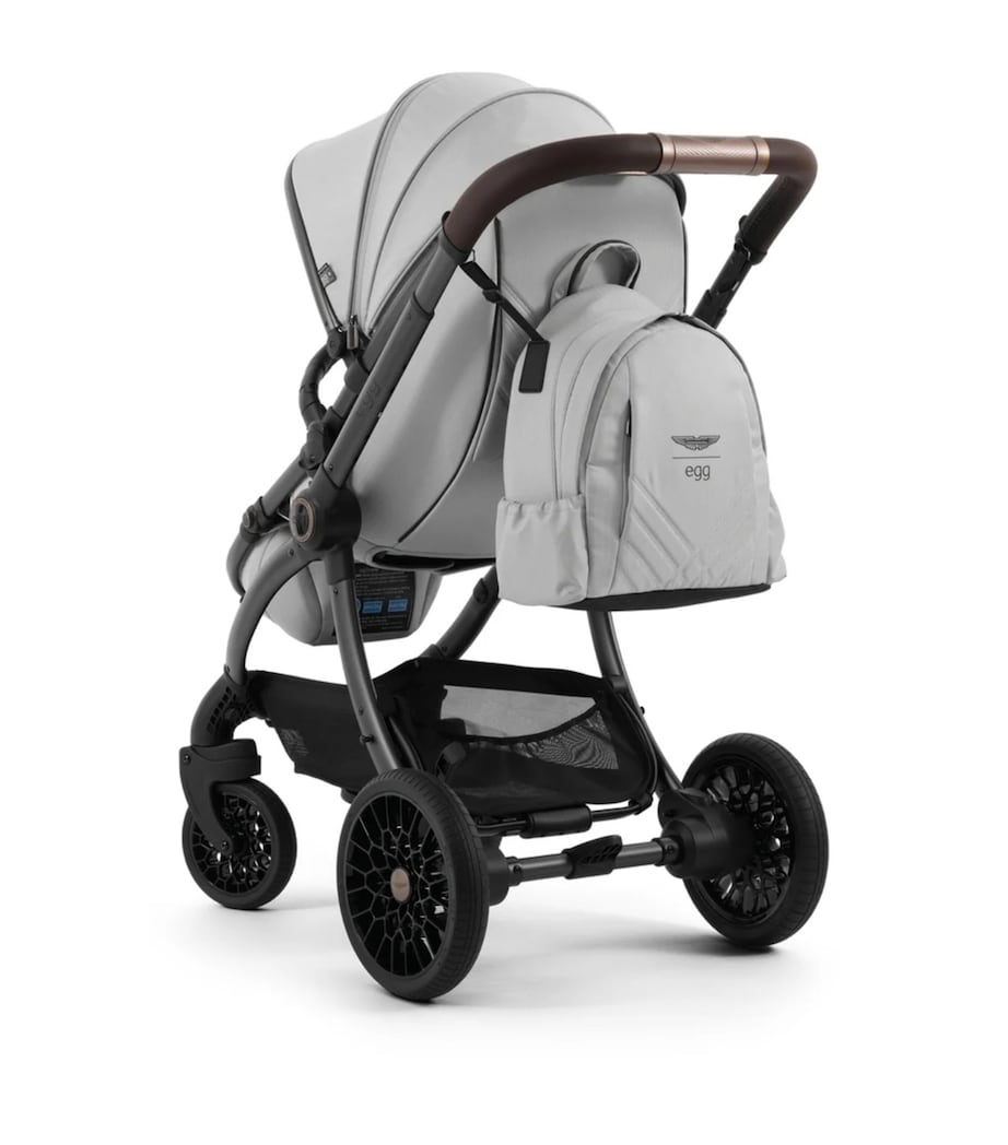 Egg x Aston Martin egg3 Snuggle Bundle Soft Grey Image 9