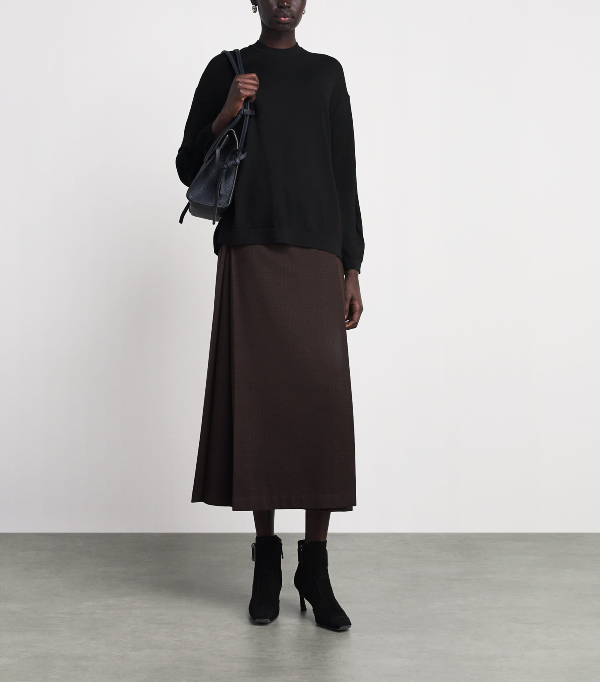 Wool Noe Sweater 0999 BLACK Image 2