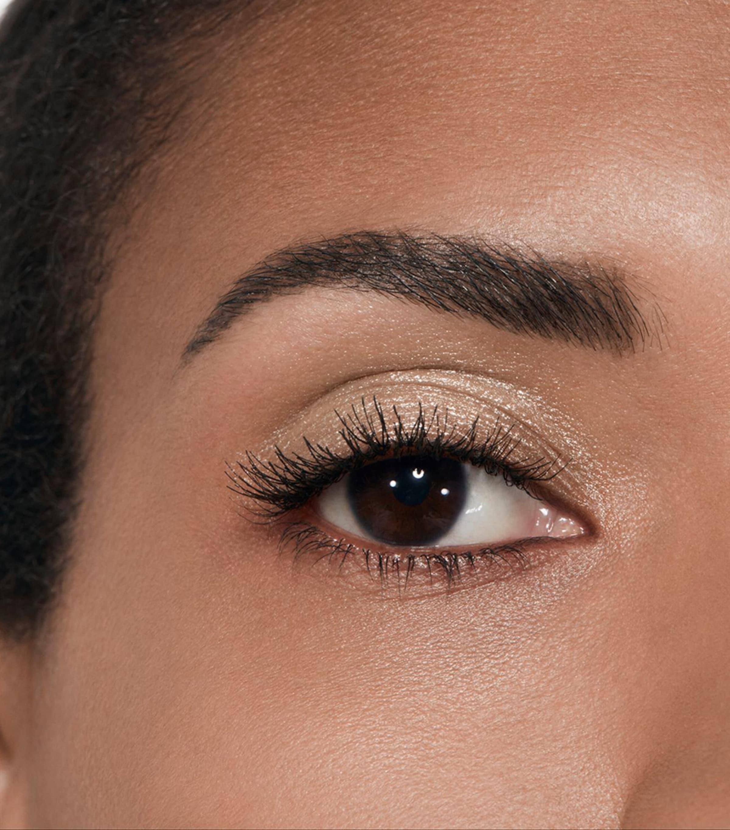 Ombre Essentielle Multi-Use Longwearing Eyeshadow 234 BEIGE SABLE Image 4