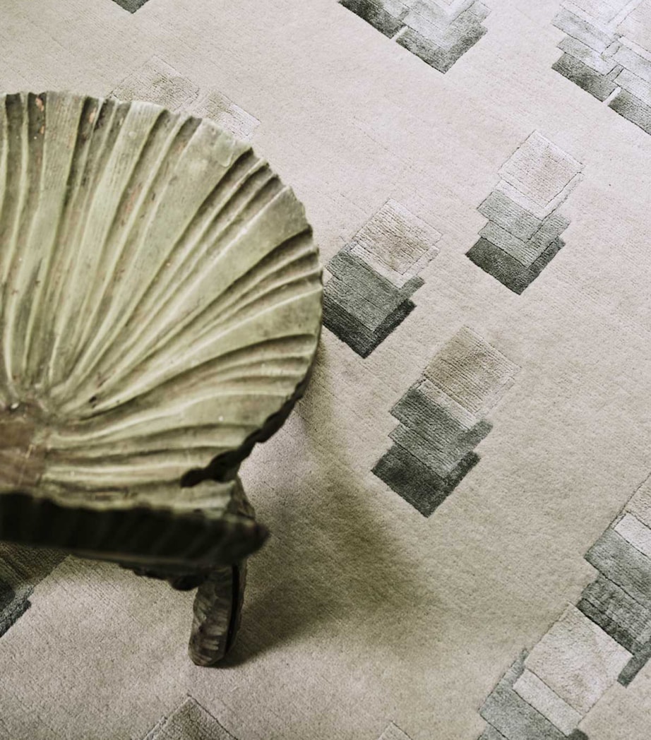 x Kelly Wearstler Runa Pistachio Rug (2.44m x 3.05m) GREEN Image 3