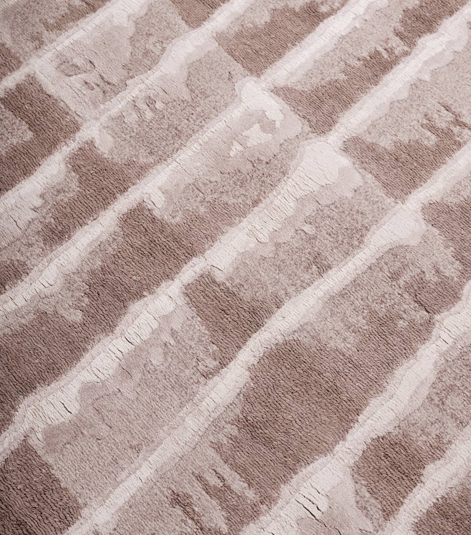 x Kelly Wearstler Elowen Peony Rug (2.44m x 3.05m) NEUTRAL Image 2