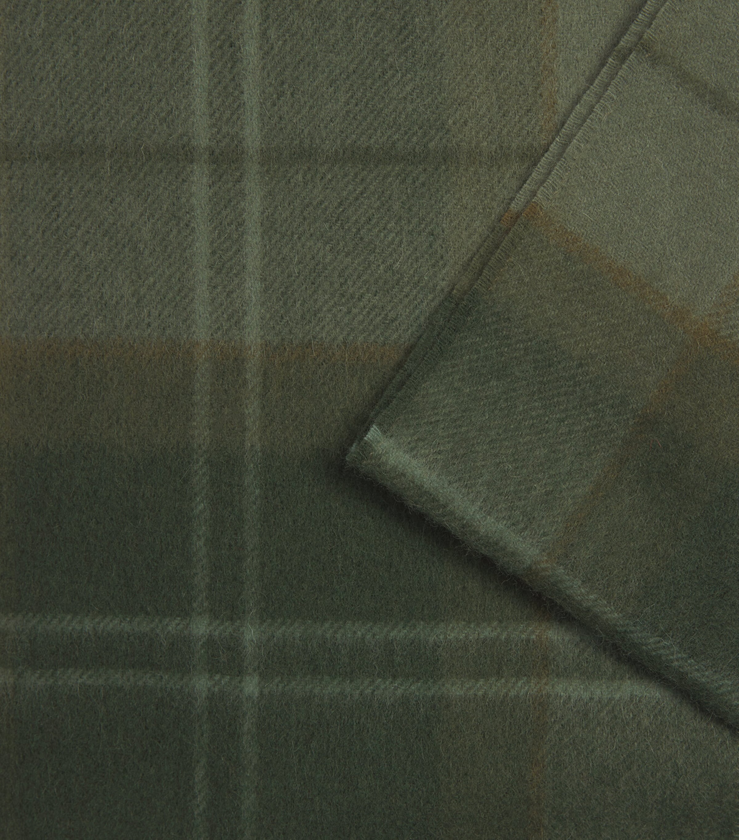Barbour Wool-Cashmere Mineral Tartan Scarf Pine Glen Image 4