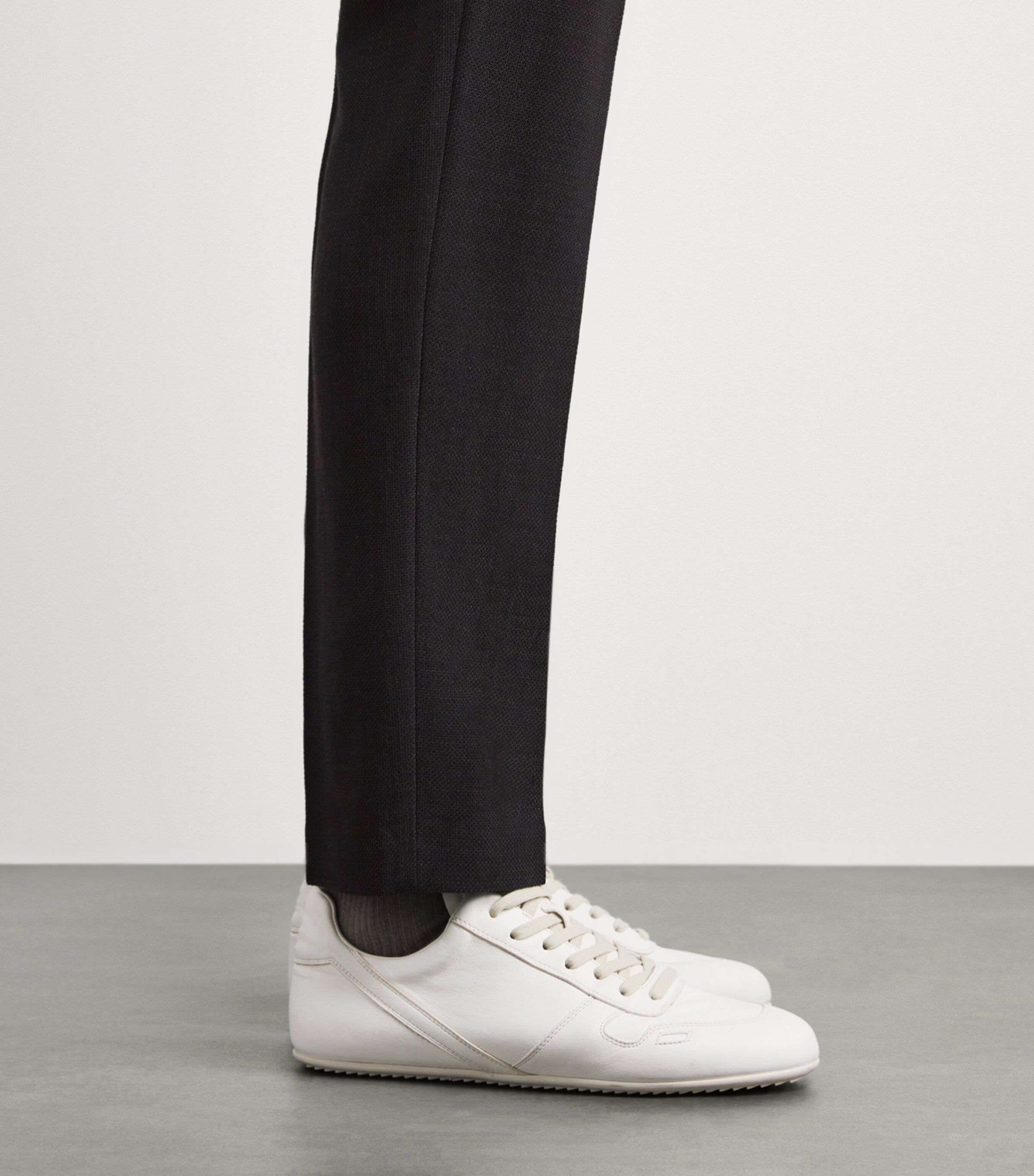 Sunspel Mens Textured Wool Chinos Brgd Truffle Image 3