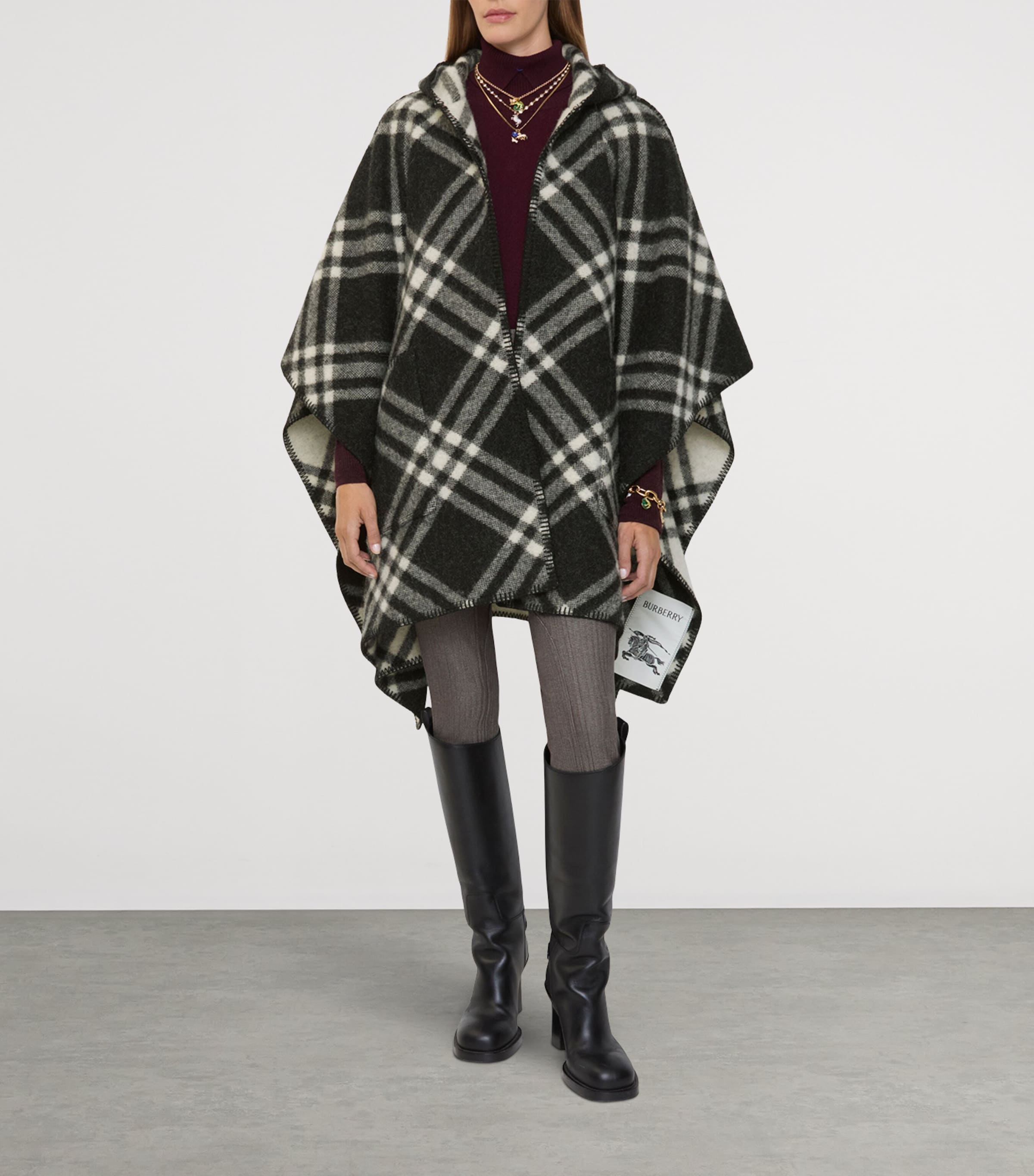 Wool Reversible Check Cape BLACK Image 2