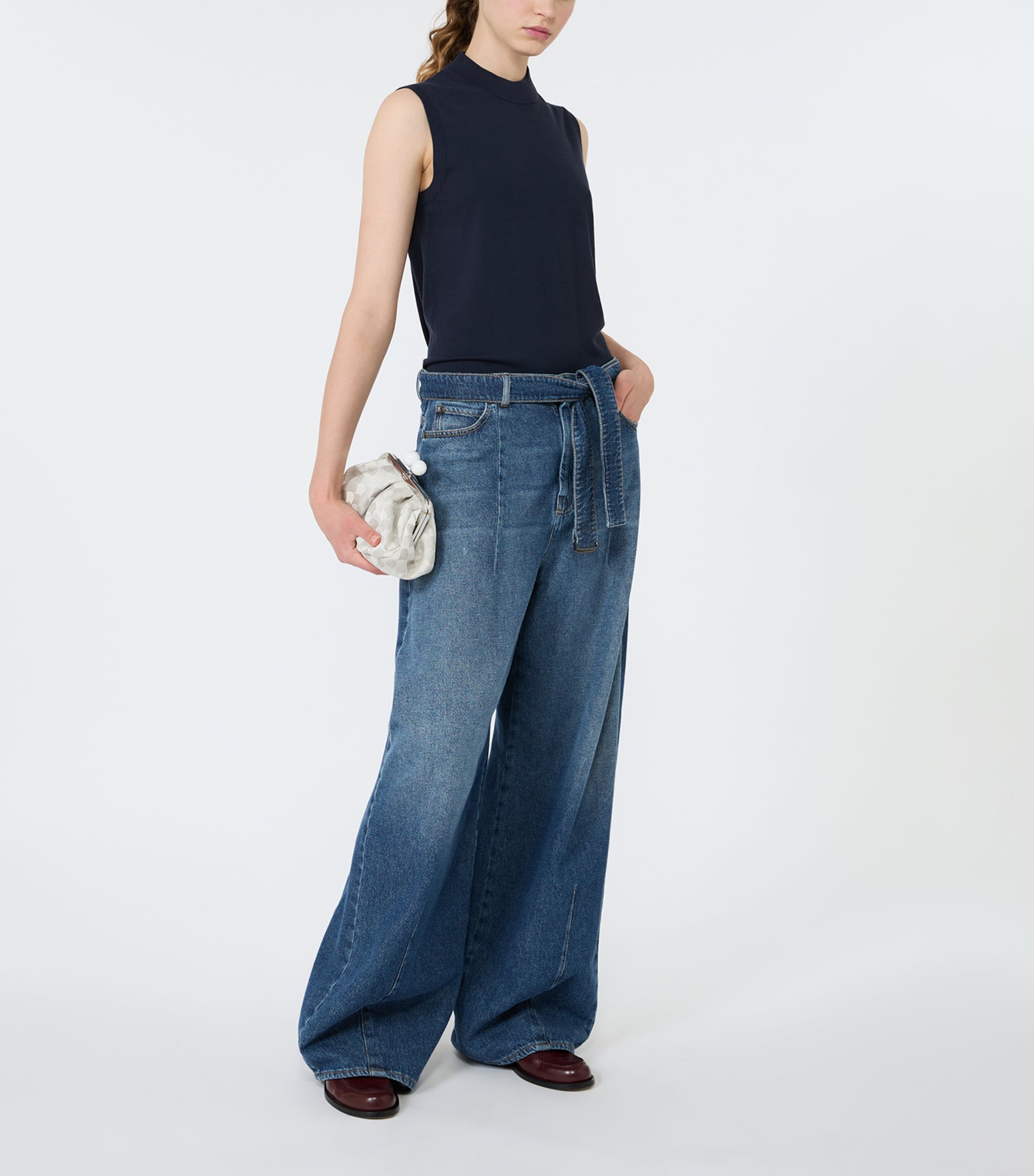 Weekend Max Mara Womens Sleeveless High-Neck Sweater Navy Image 2