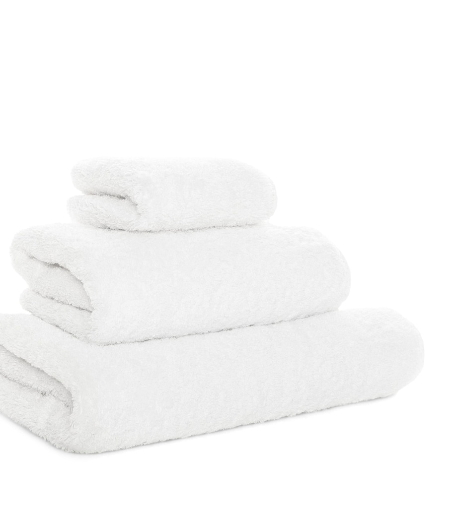 GRACCIOZA Egyptian Cotton Portobello Hand Towel (50cm x 100cm) White Image 5