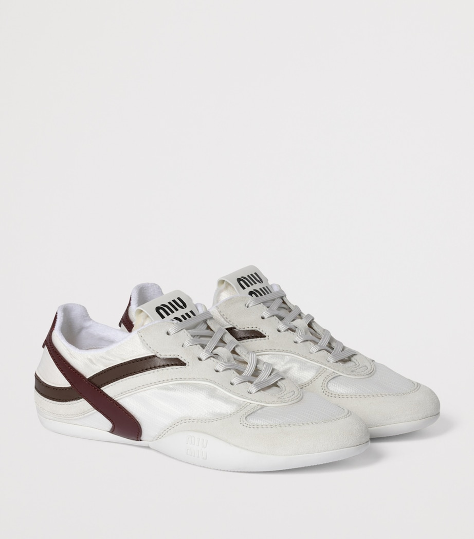 Gymnasium Sneakers F0X97 Image 2