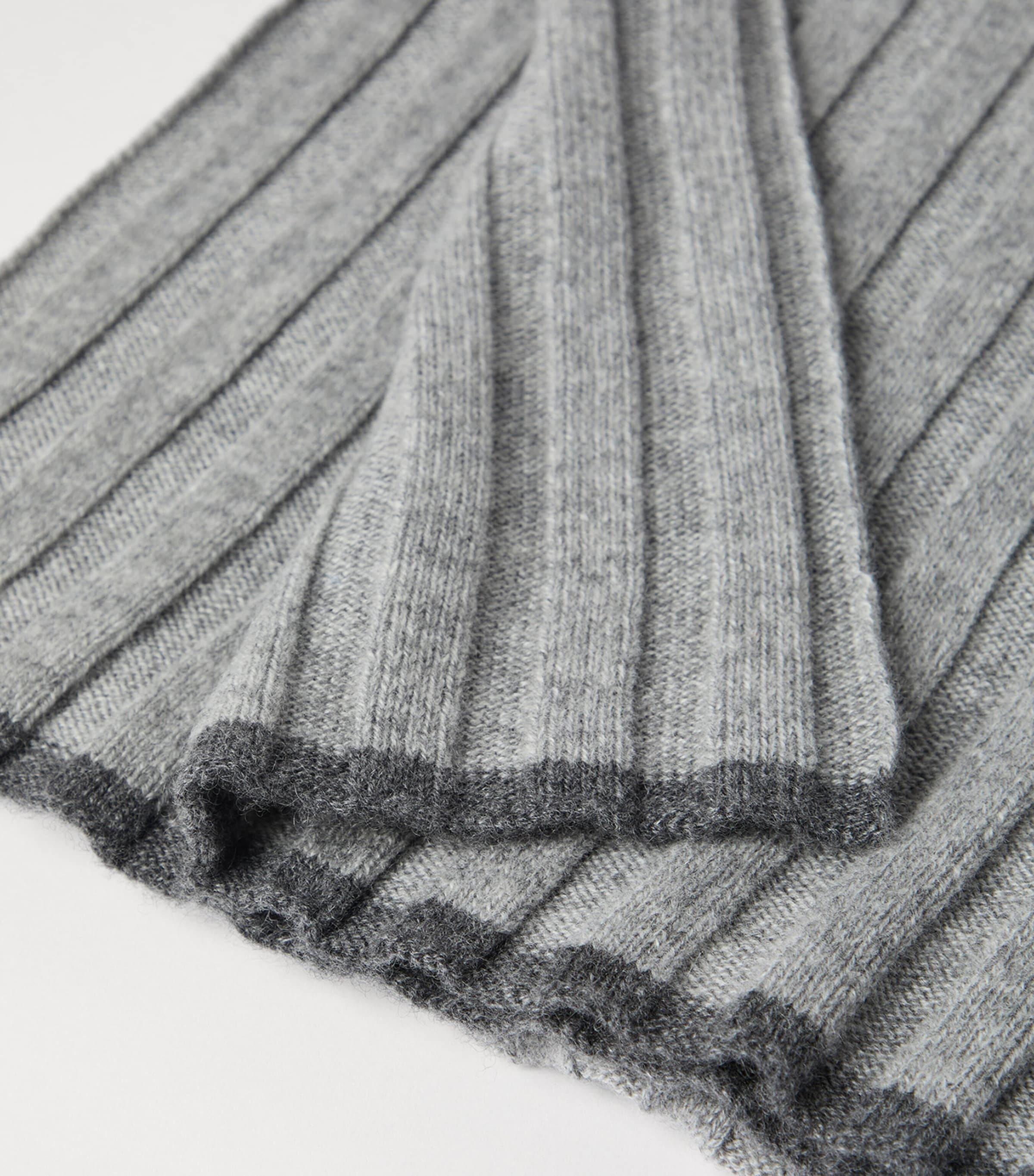 Cashmere Ribbed Scarf C073D Image 4