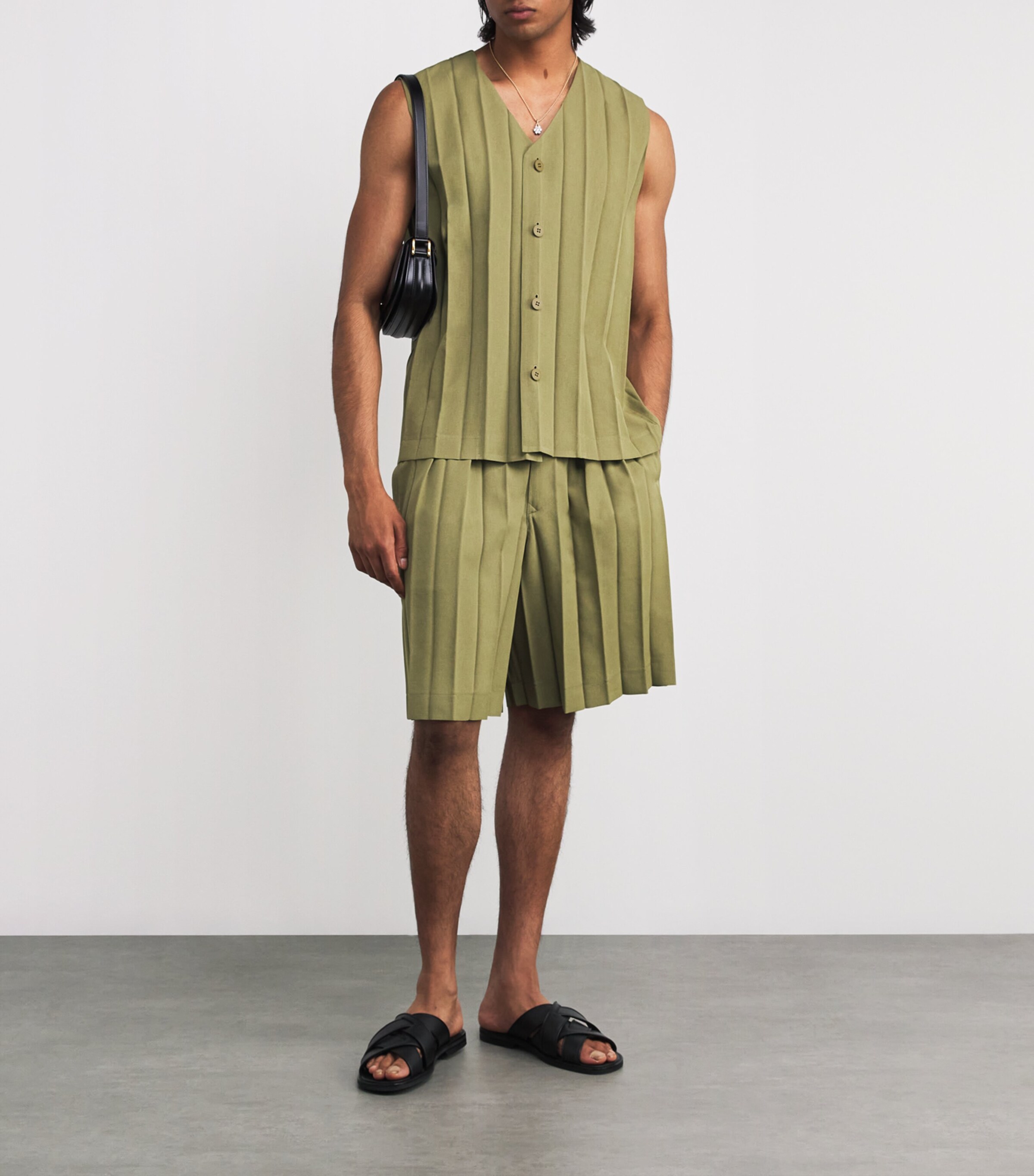 Homme Plissé Issey Miyake Beige Pleated Edge Ensemble Shorts
