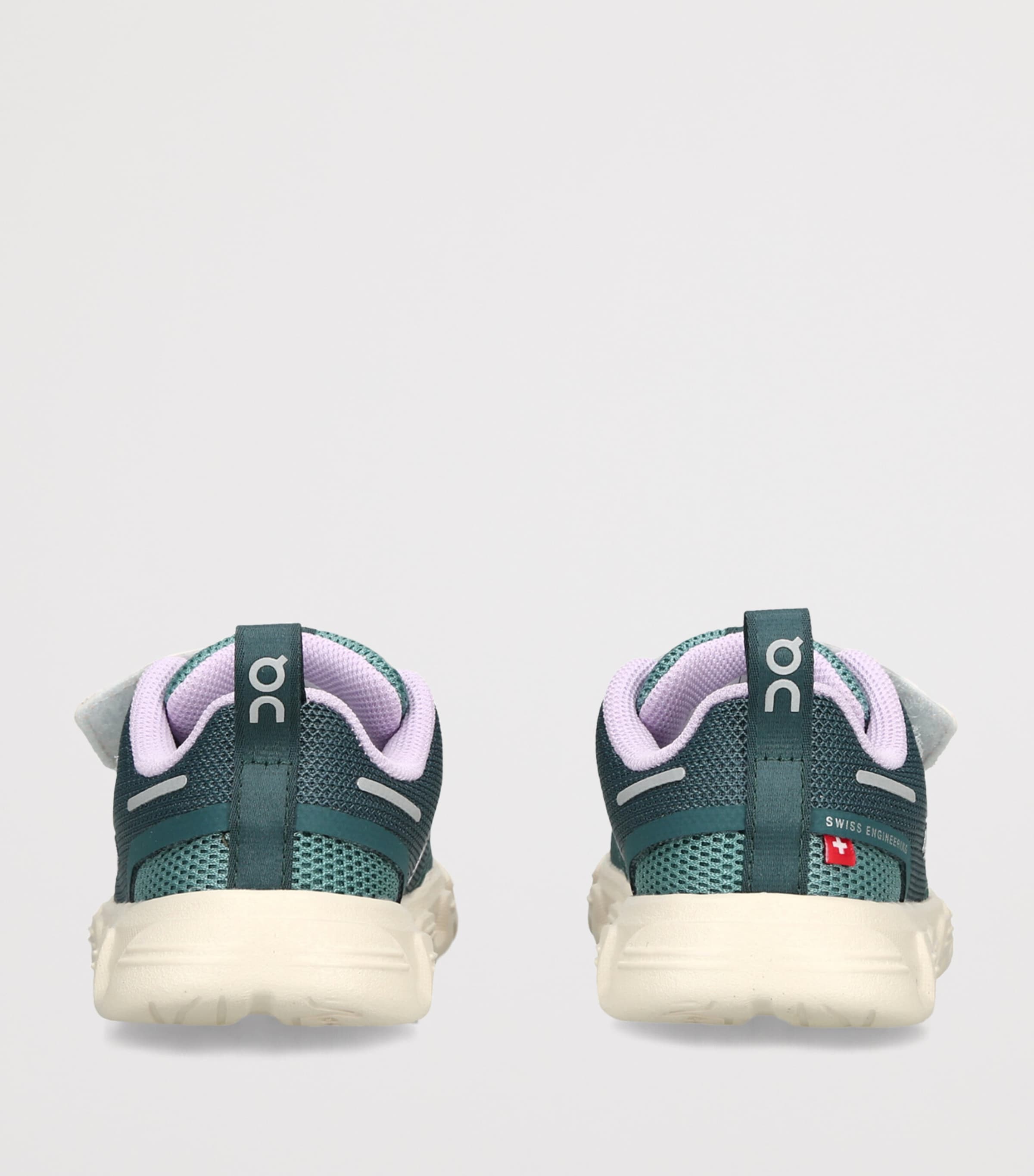 ON Running Cloud Dash Trainers Green Comb Image 4