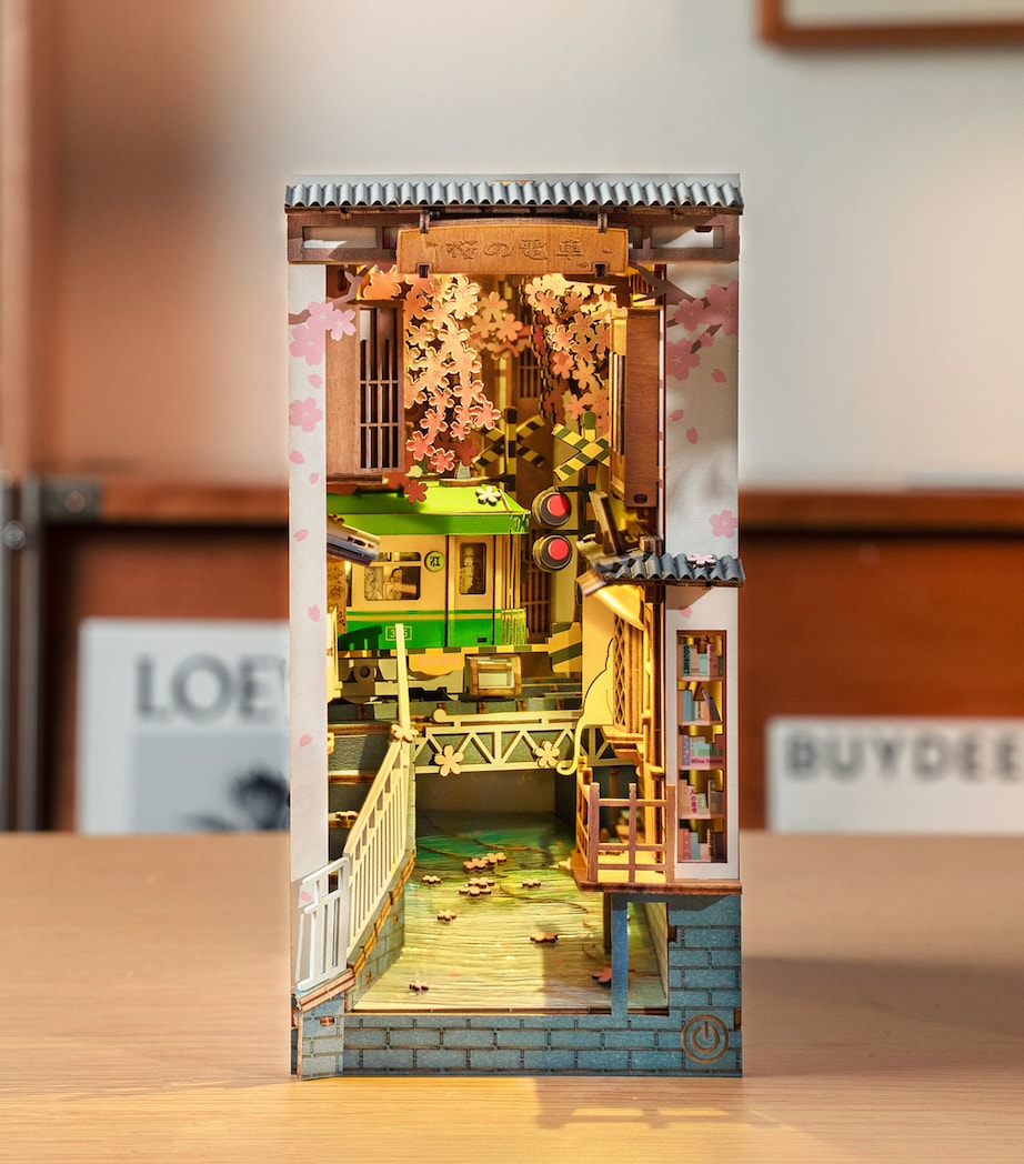 Wooden Sakura Densya Booknook MULTI Image 3