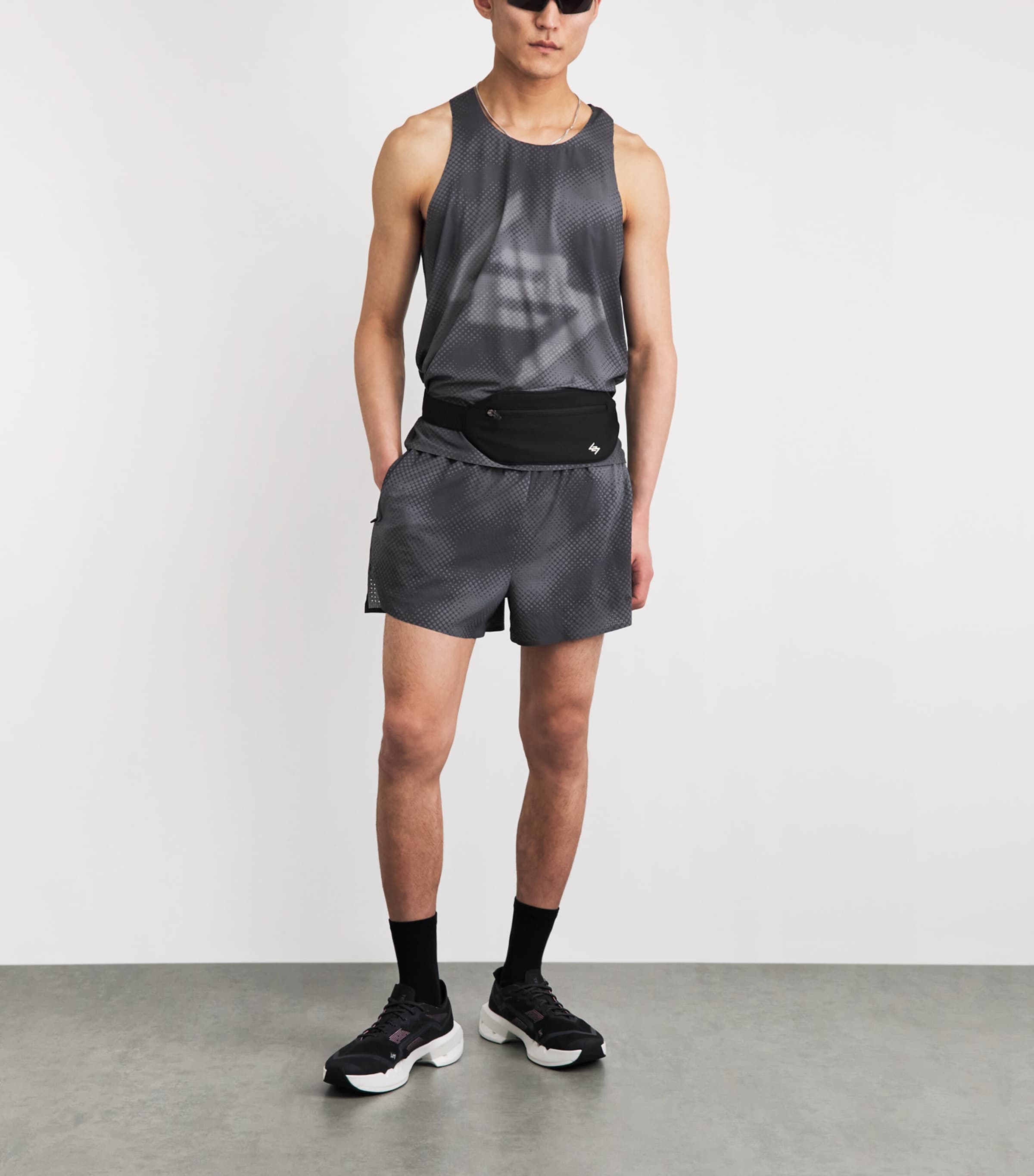 Represent 247 Mens 247 Ultra Shorts Black Fade Out Image 2
