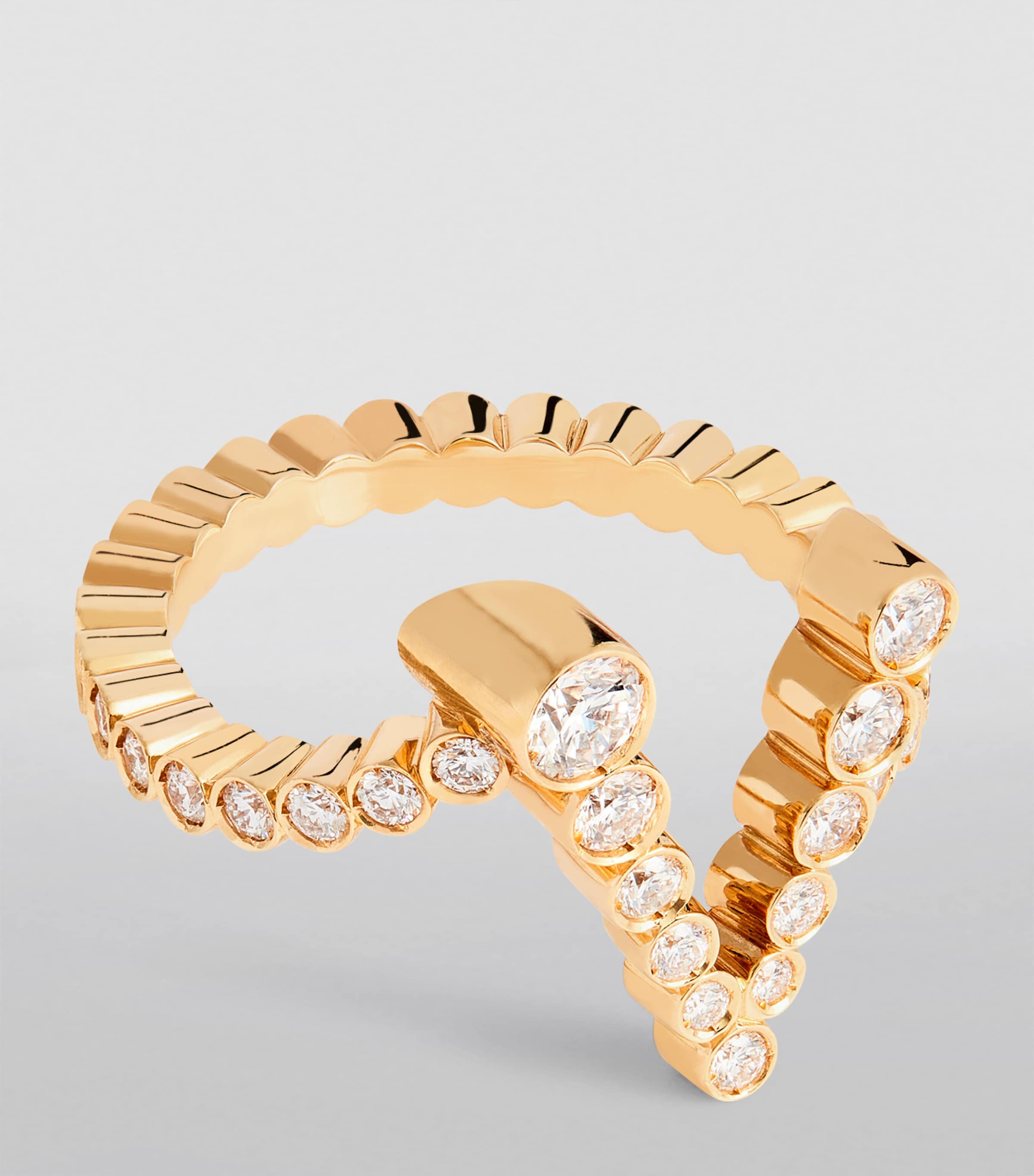 Yellow Gold and Diamond Ensemble 'V' Ring YELLOW GOLD Image 3