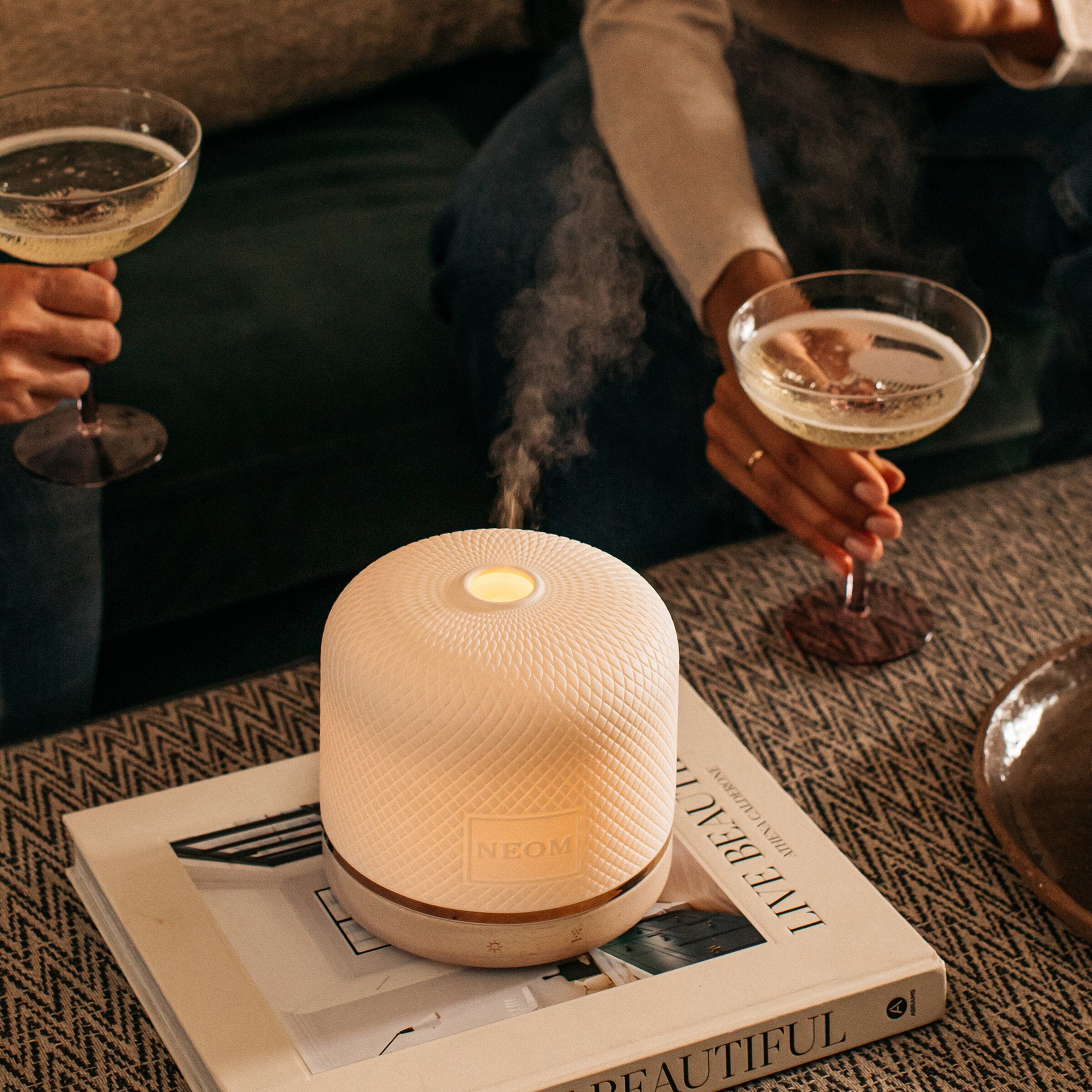 NEOM Wellbeing Luxe Pod Diffuser Image 13