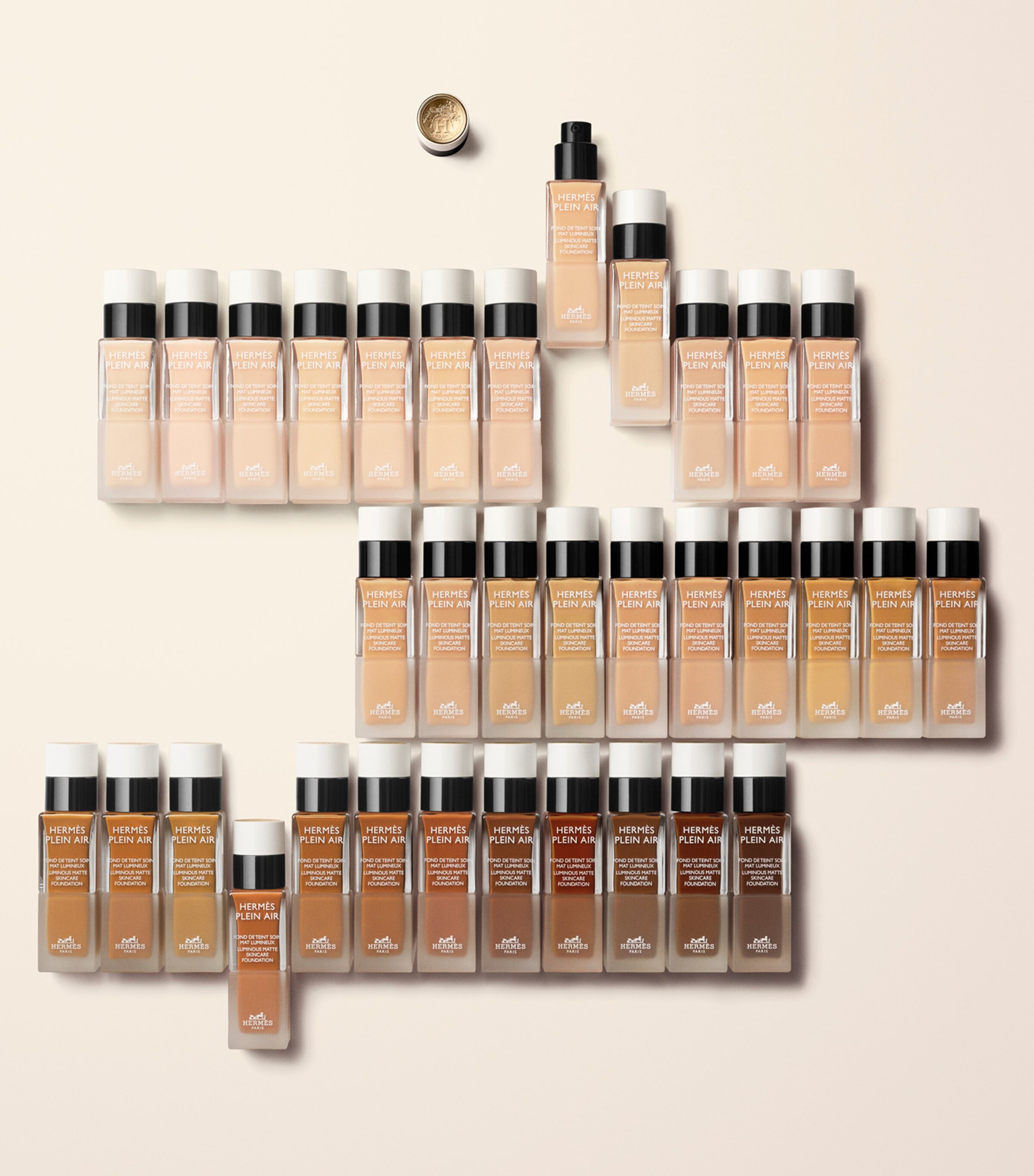 Plein Air Luminous Matte Skincare Foundation PRALINE Image 7