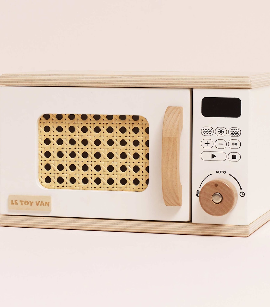 Le Toy Van Wooden Microwave Image 5