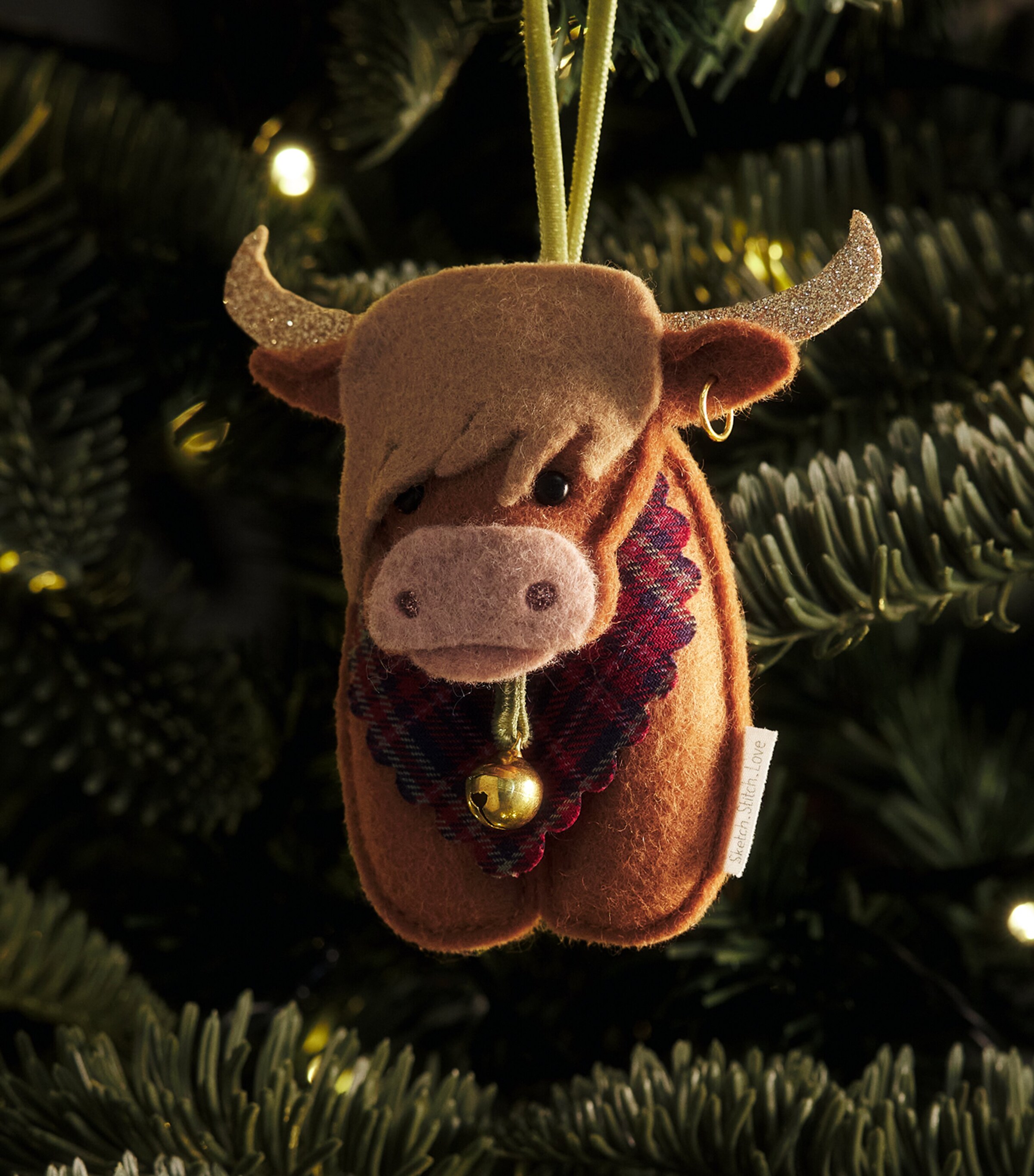 SKETCH.STITCH.LOVE Felt Highland Cow Tree Decoration Brown/multi Image 3