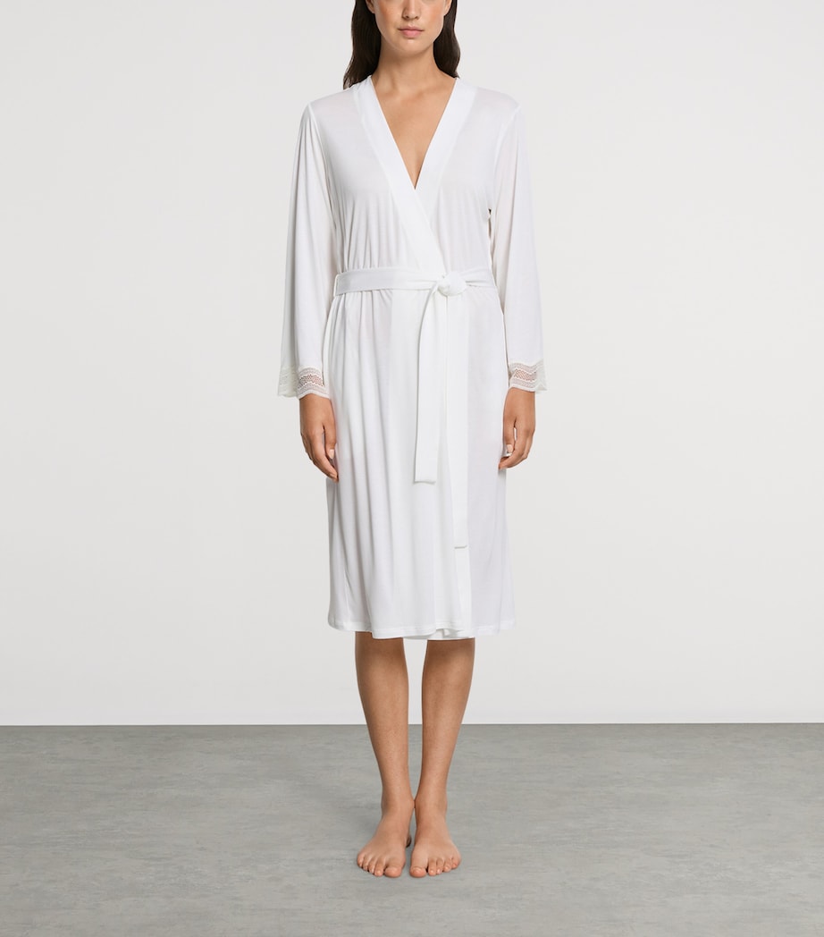 Hanro Womens Modal Lace-Trim Robe Off White Image 2