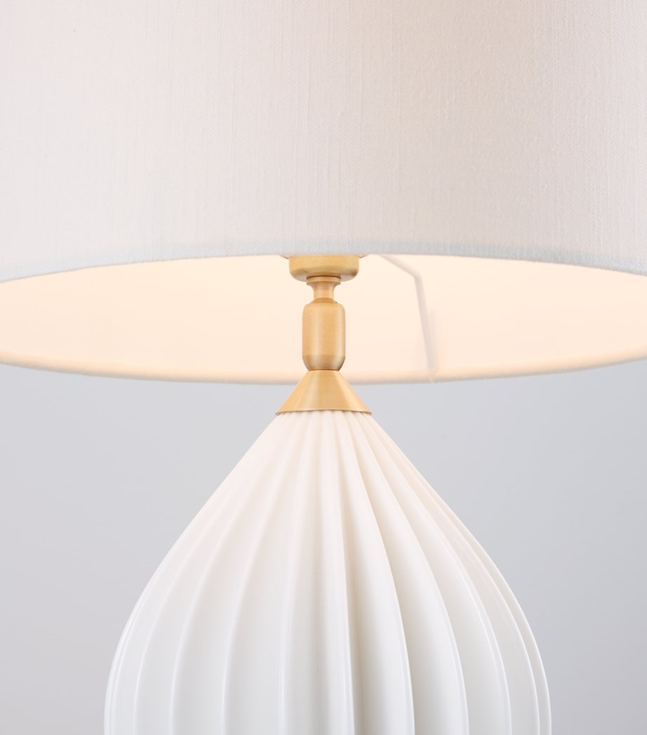 Fin Queen Table Lamp NO COLOUR Image 3