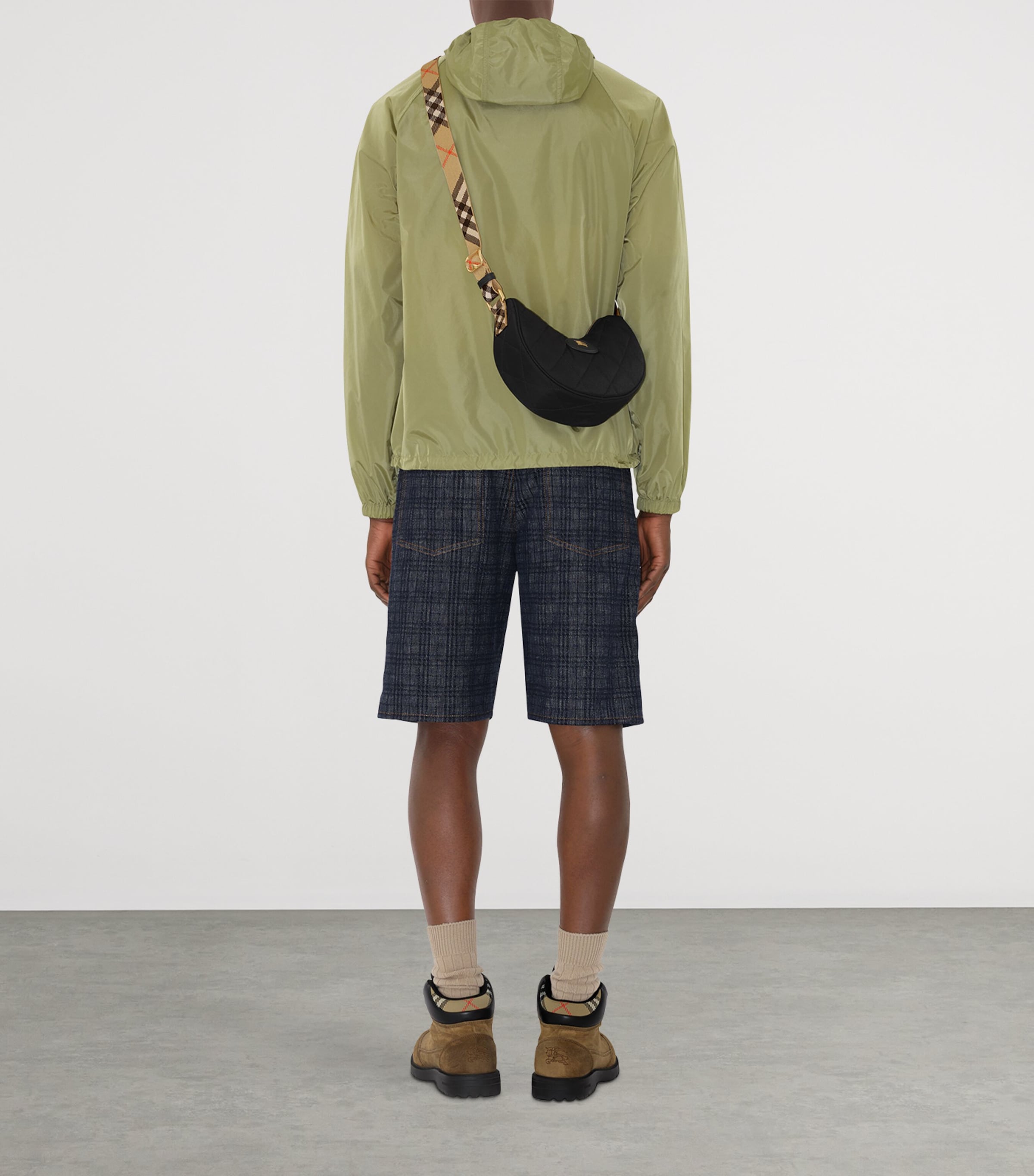 Horseshoe Cross-Body Bag BLACK Image 4