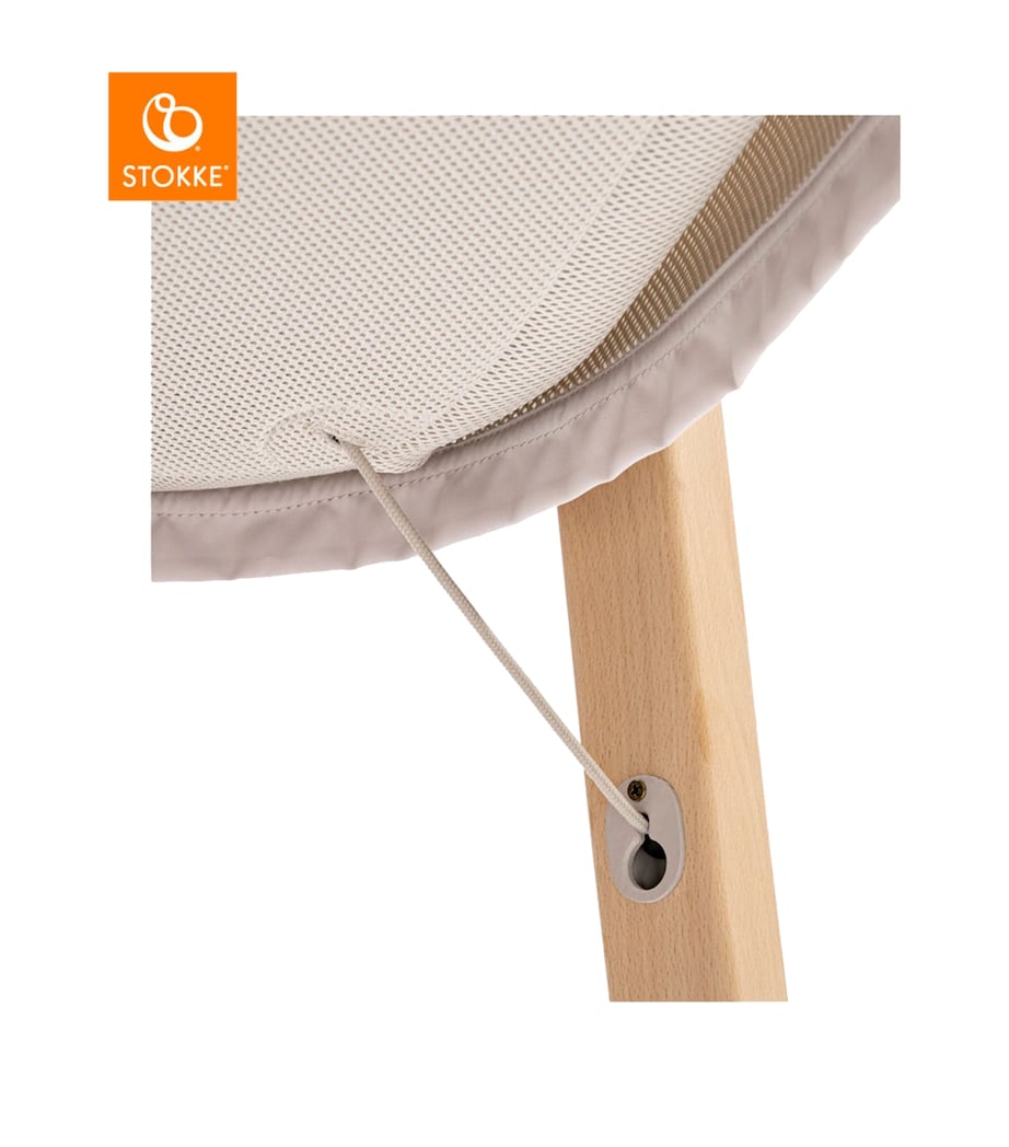 Snoozi Bassinet and Mattress (0-9 Months) SANDY BEIGE Image 5