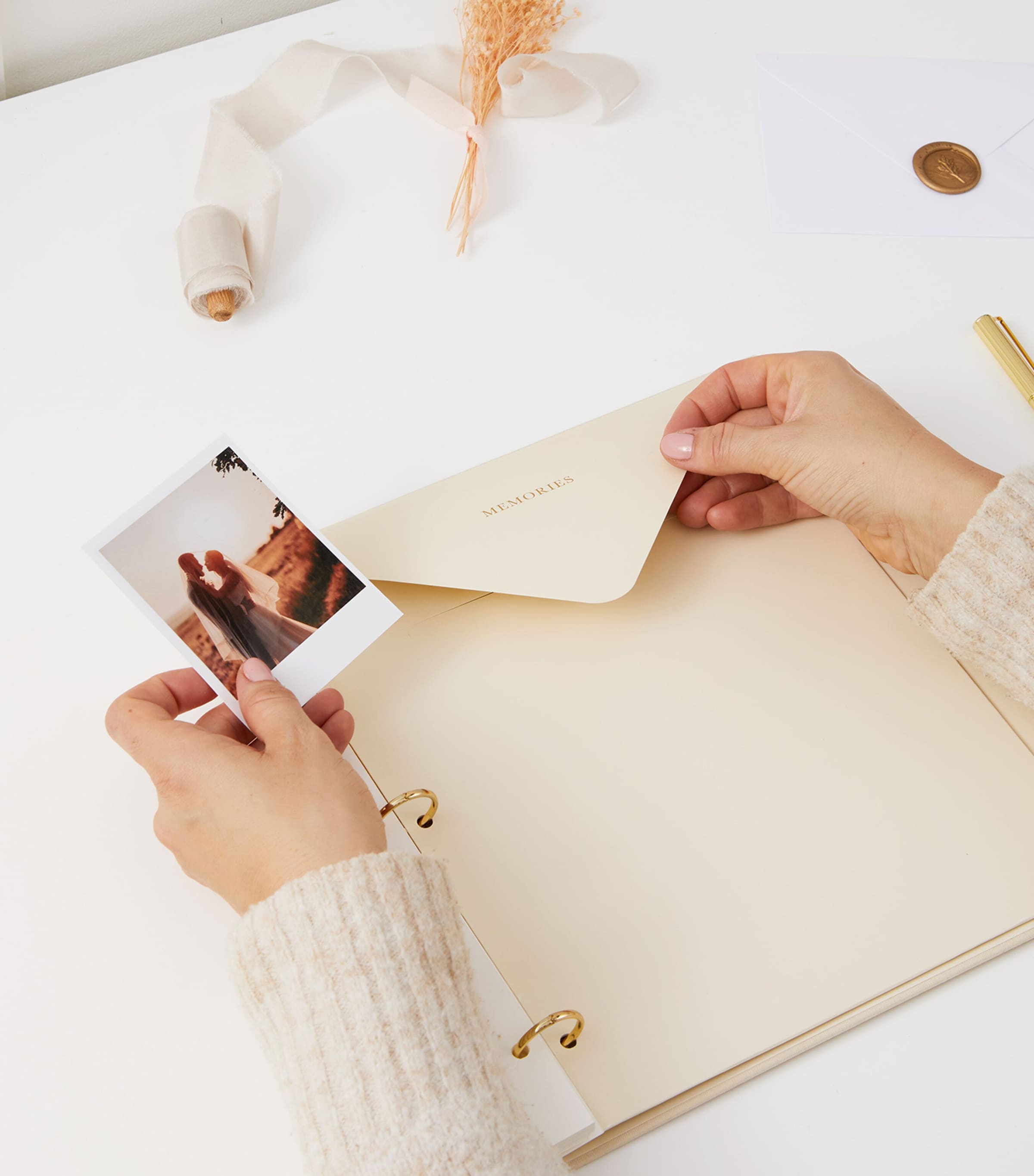 Blush and Gold Our Wedding Day Photo Album Ivory/beige, Gold Image 8