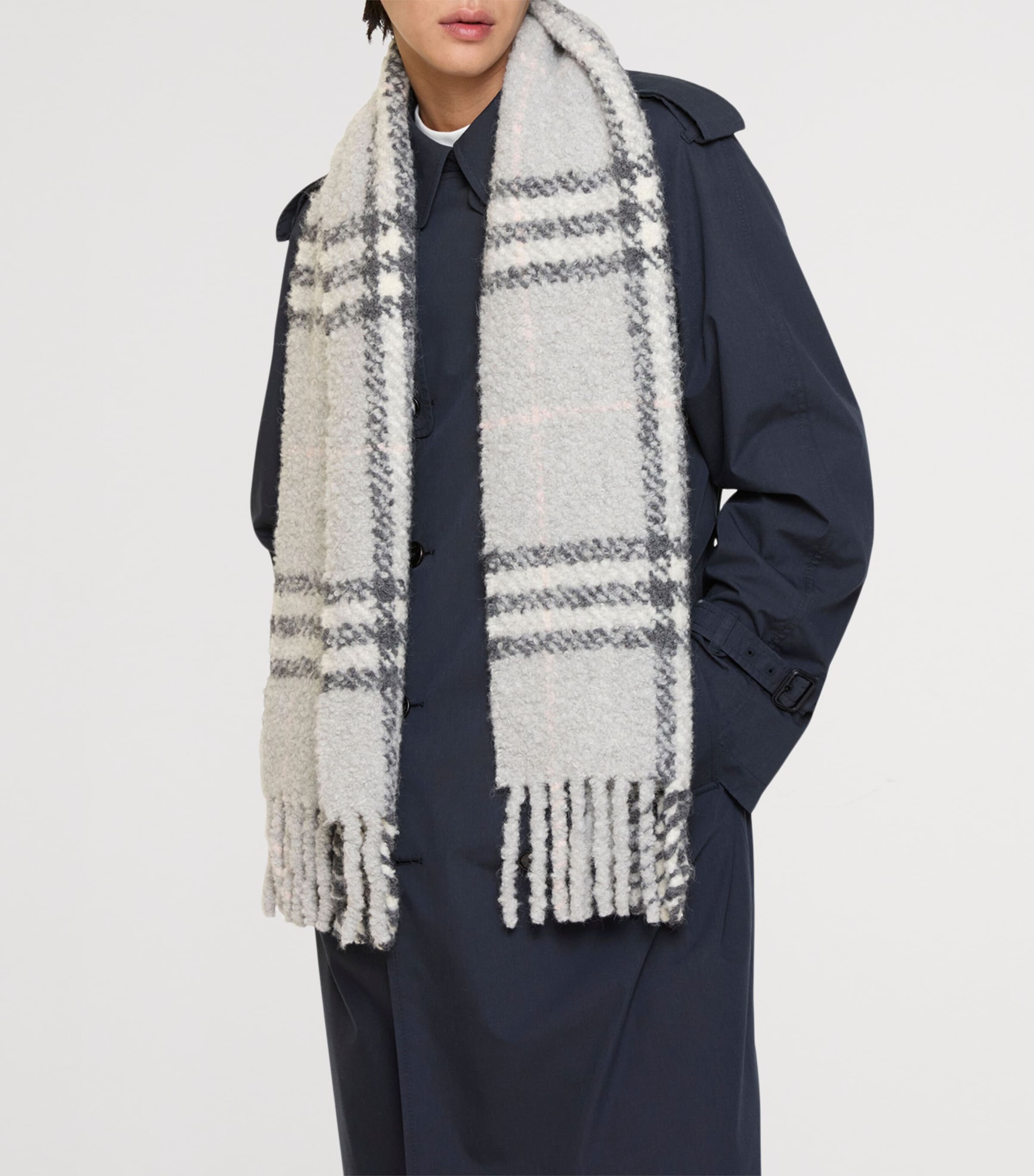 Alpaca-Wool Bouclé Check Scarf MITTEN GREY Image 2