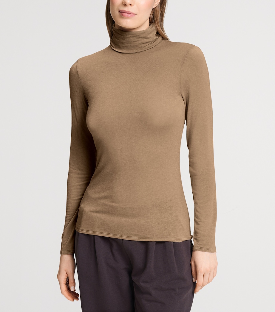 Hanro Womens Ultralight Wool High-Neck Top Suede Camel Image 4