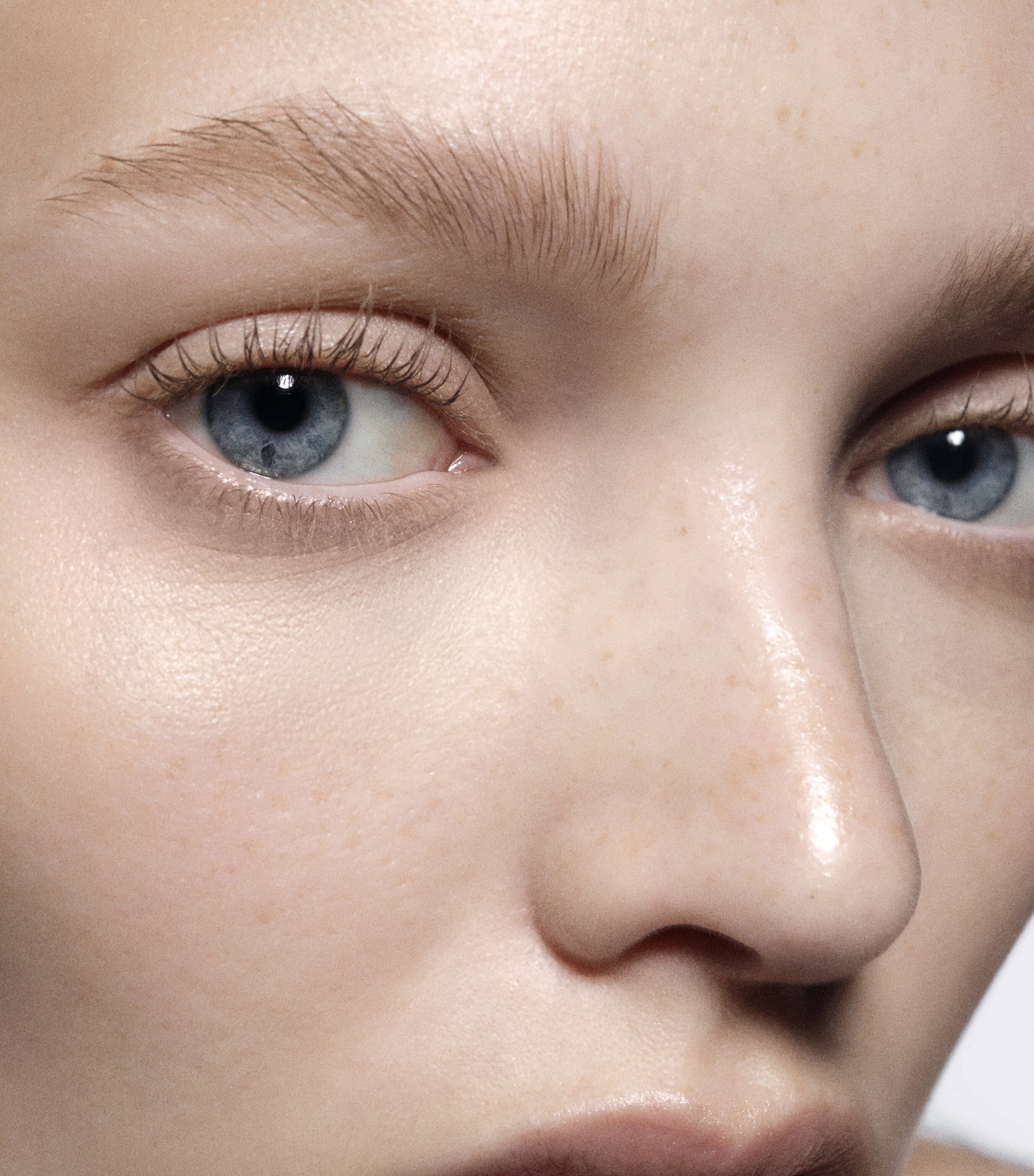 FeatherFix Brow Gel (3.5ml) CLEAR Image 2