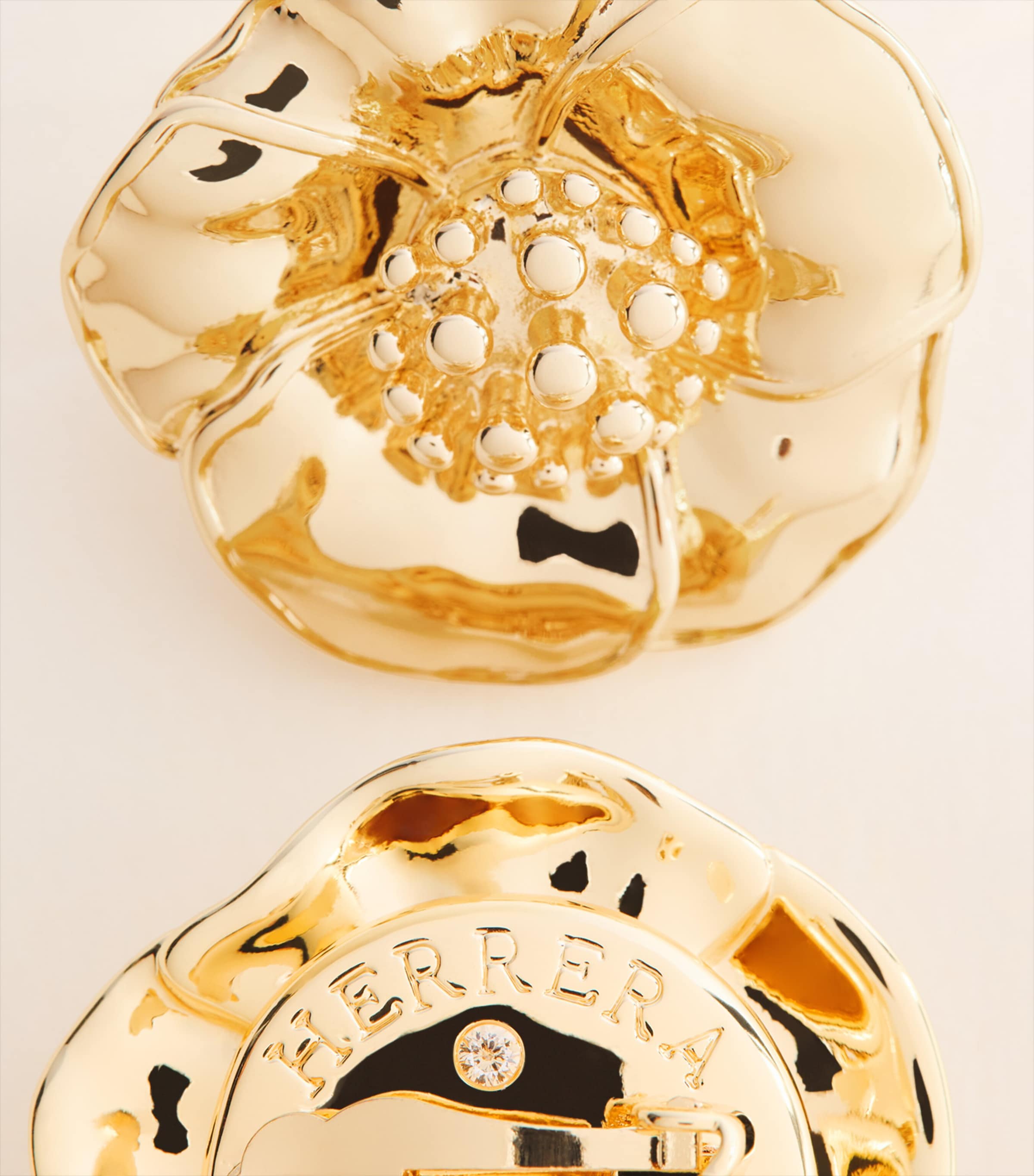 Carolina Herrera Floral Clip-On Earrings Gold Image 5