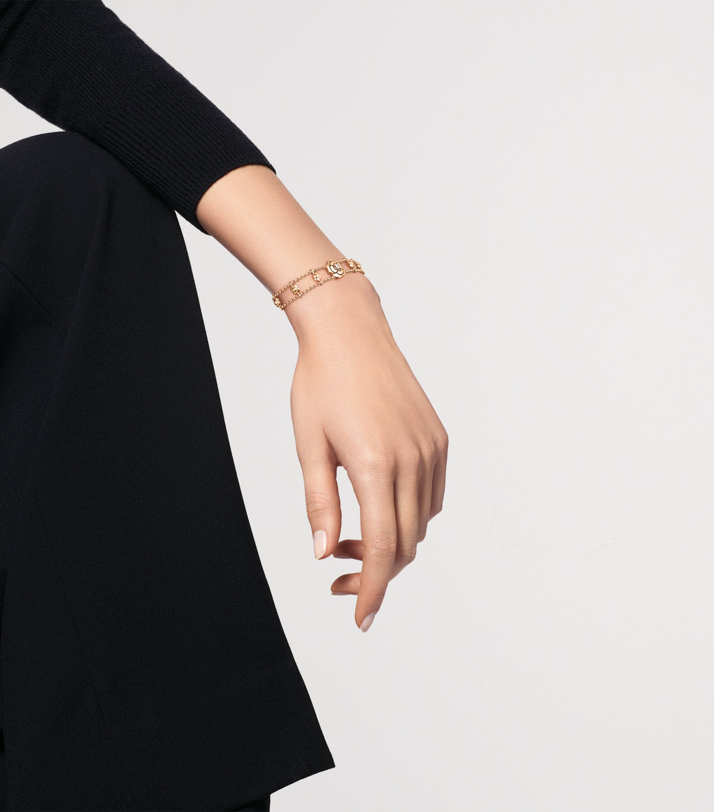 CHANEL Rose Gold and Diamond Extrait de Camélia Bracelet Rose Gold Image 4