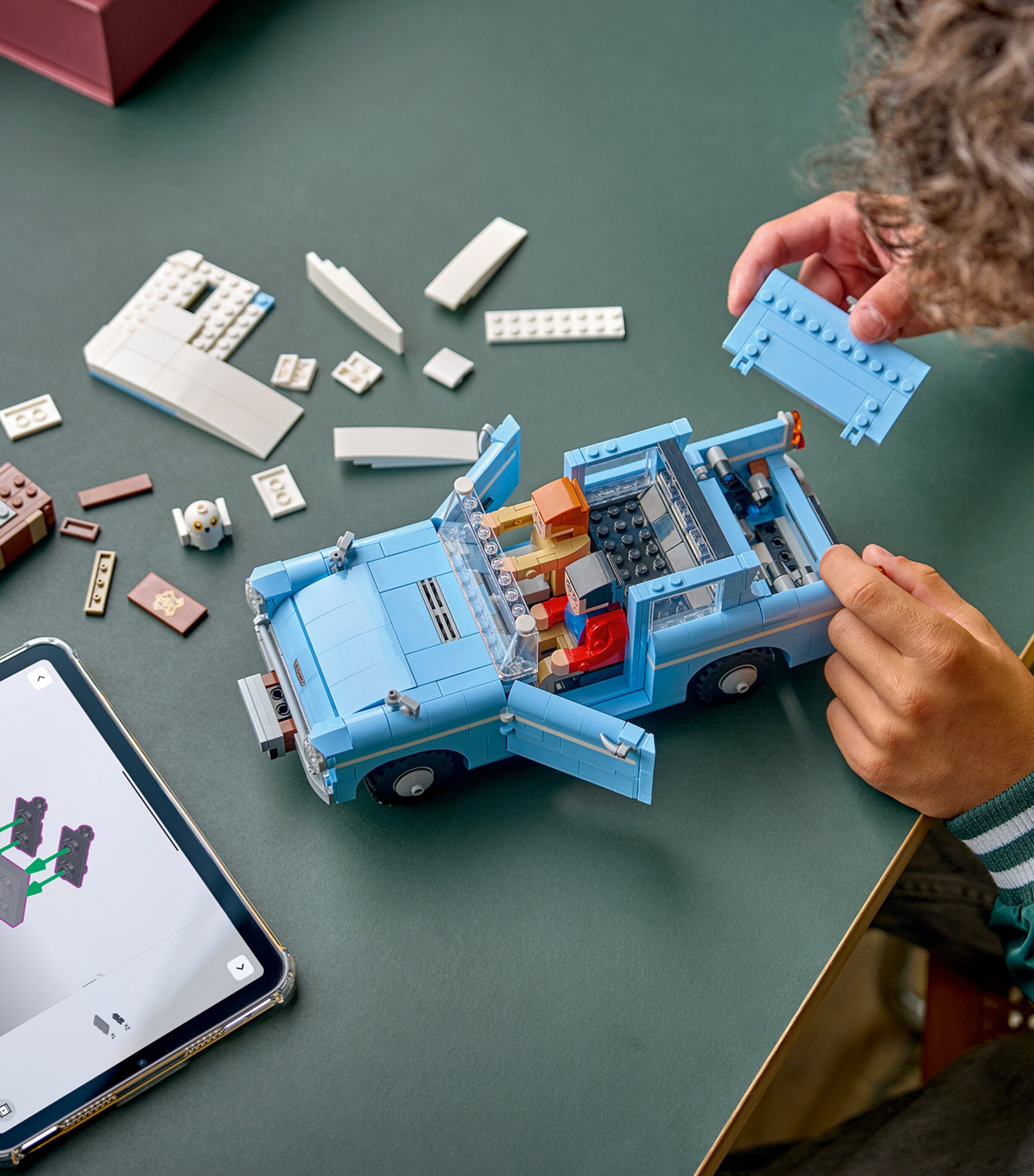 Harry Potter Enchanted Flying Ford Anglia Set 76470 MULTI Image 4