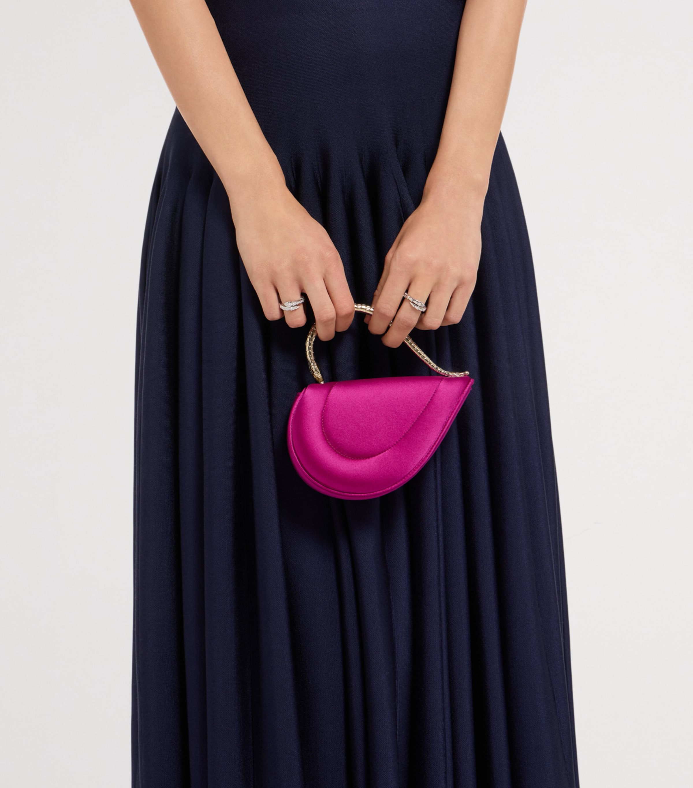 Bvlgari Mini Leather Serpenti Cuoricino Top-Handle Bag Pink Image 4