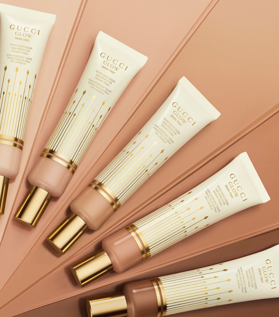 Gucci Glow Skin Tint Moisturiser (40ml) 33 MEDIUM Image 7