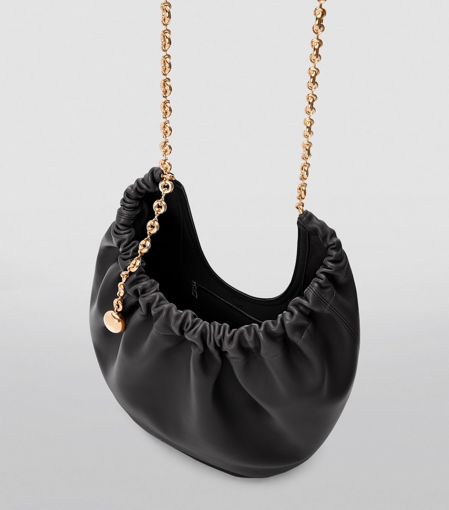 Medium Leather Squeeze Top-Handle Bag BLACK Image 5