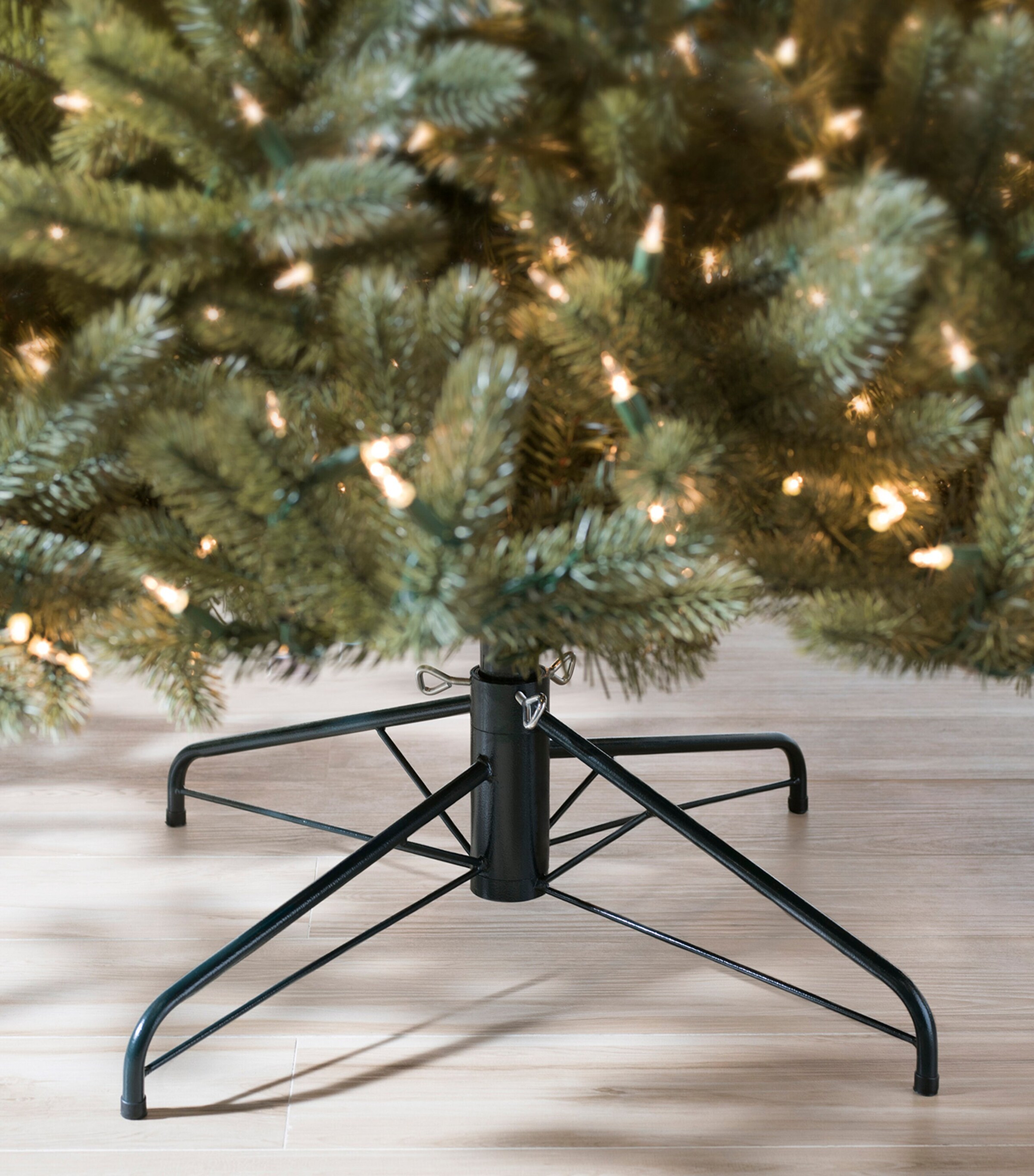 Vermont White Spruce Clear LED Green Tree (7.5ft) GREEN Image 3