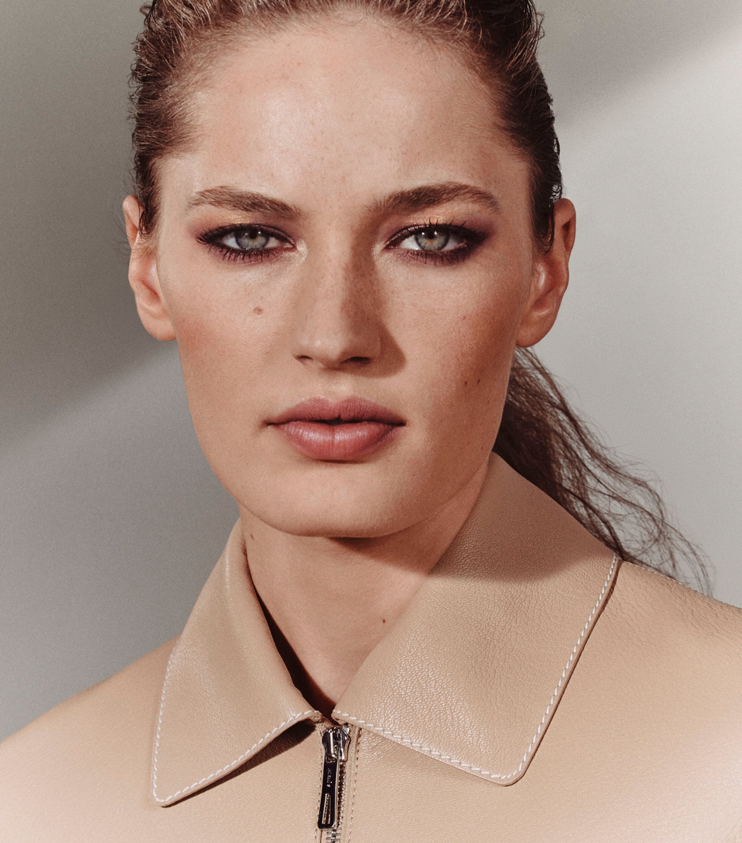 Ombres d'Hermès Eyeshadow Quartet Refill 06 OMBRES MORDOREES Image 5