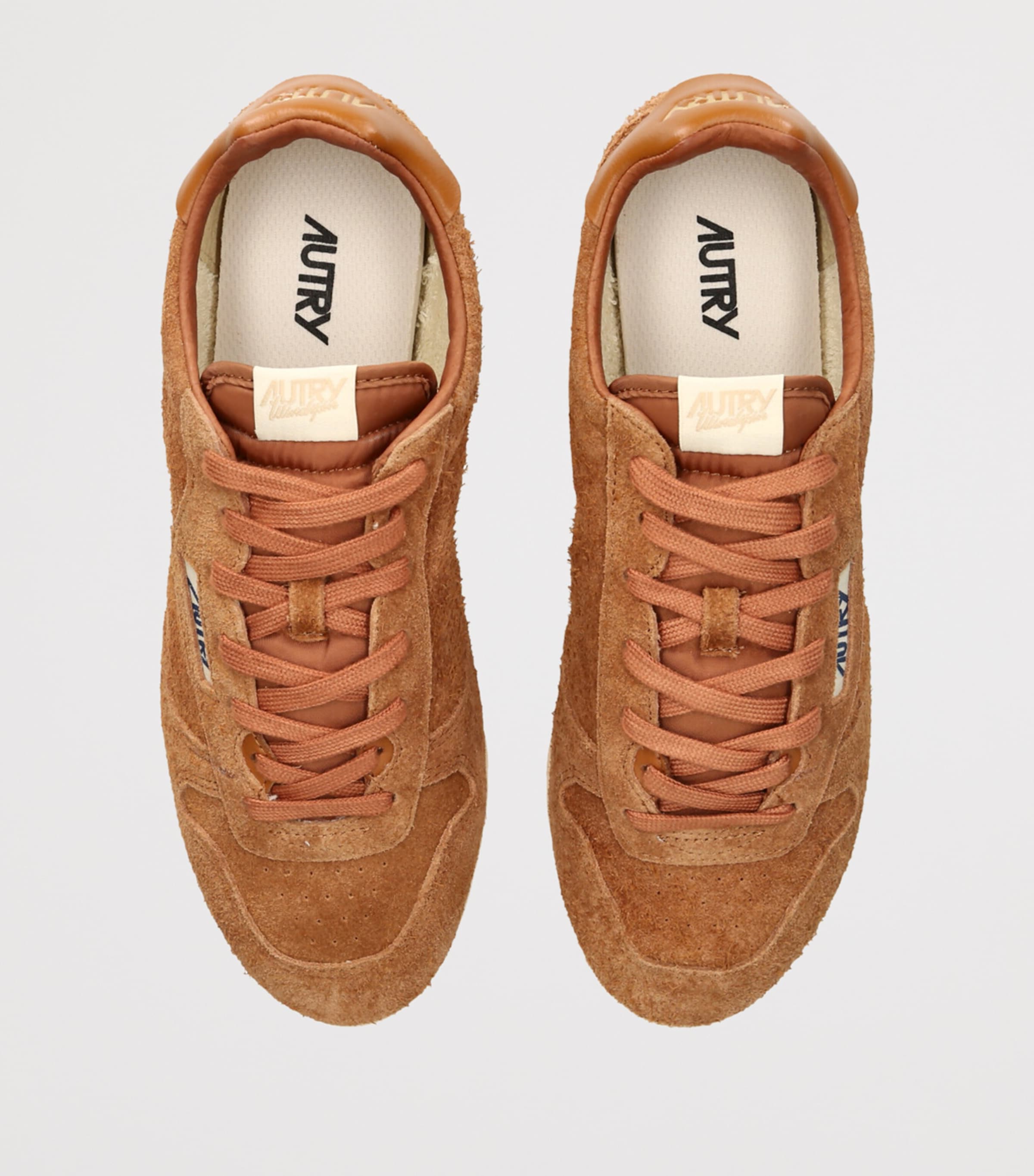 スニーカー AUTRY Windspin low-top suede and leather sneakers 4a765e0bad647a25ca76b1f2224539