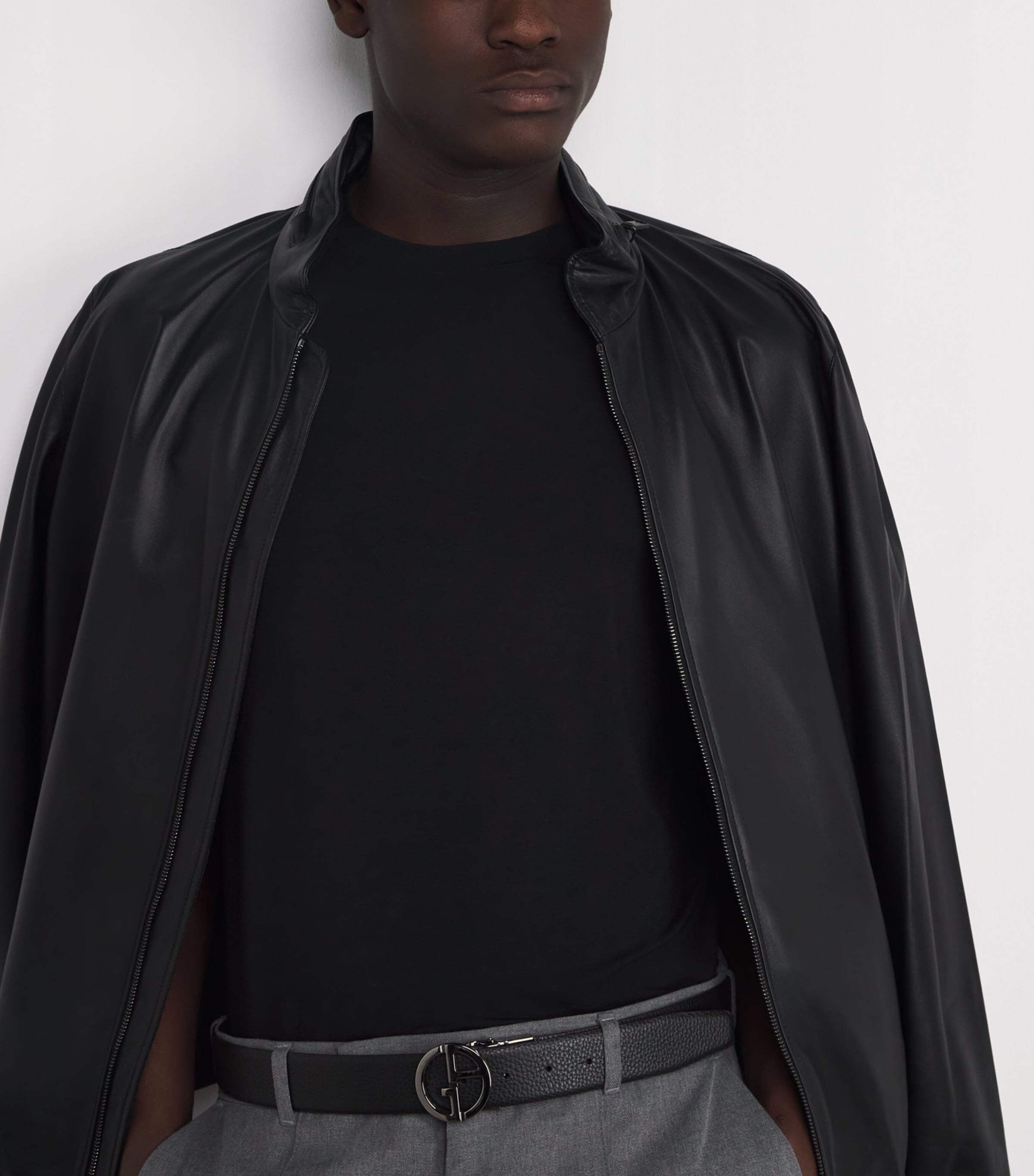 Crew-Neck T-Shirt UC99 Image 6