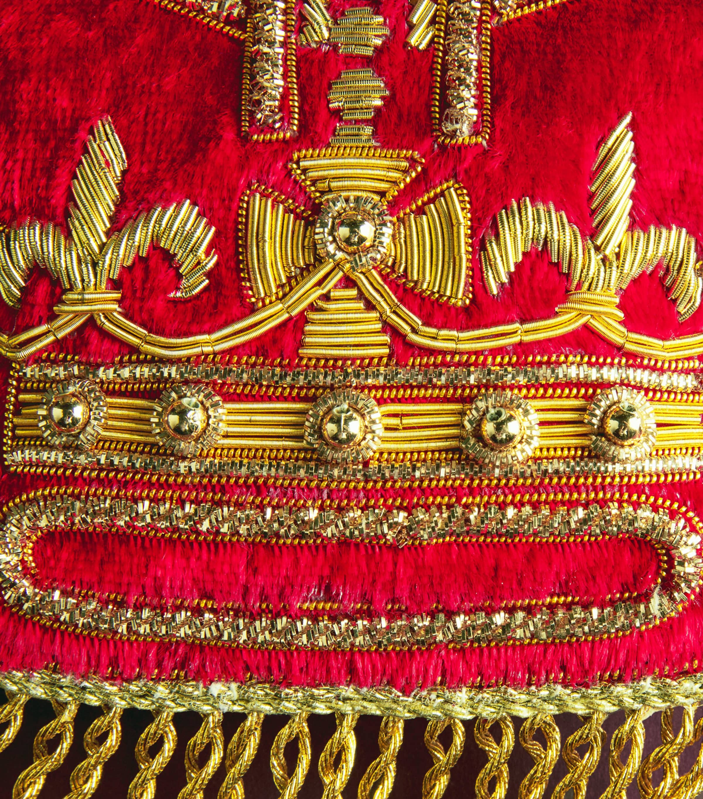Tinker Tailor Embroidered Crown Tree Decoration Red & Gold Image 2