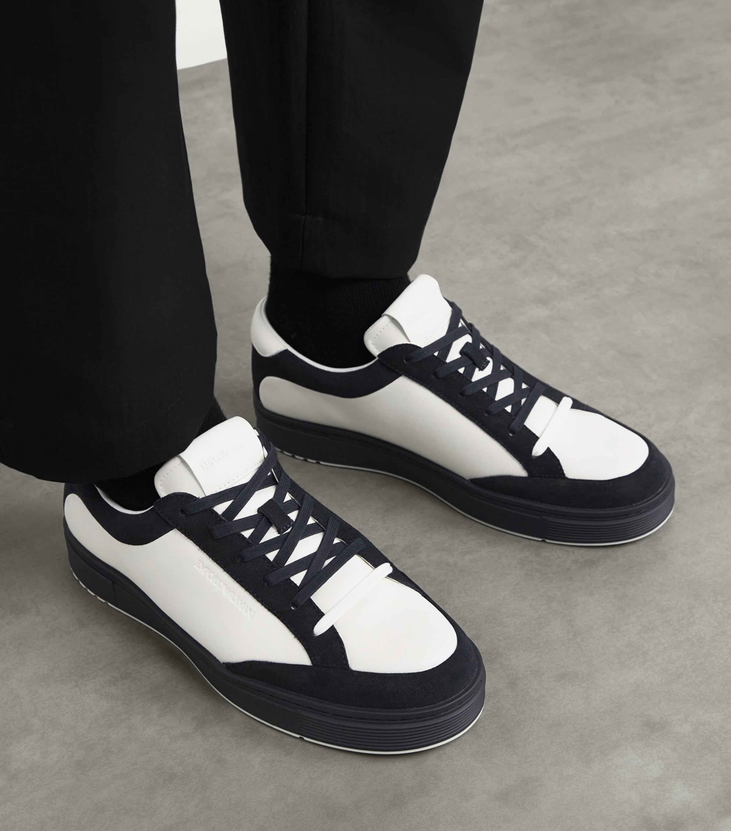 Leather Suede-Detail Sneakers MB513 Image 2