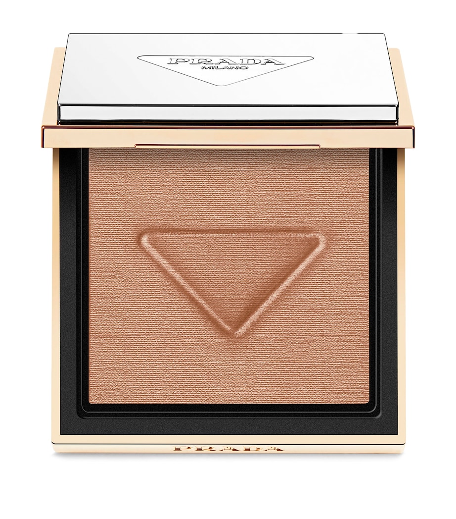 Light Glowing Highlighting Powder DEEP Image 1